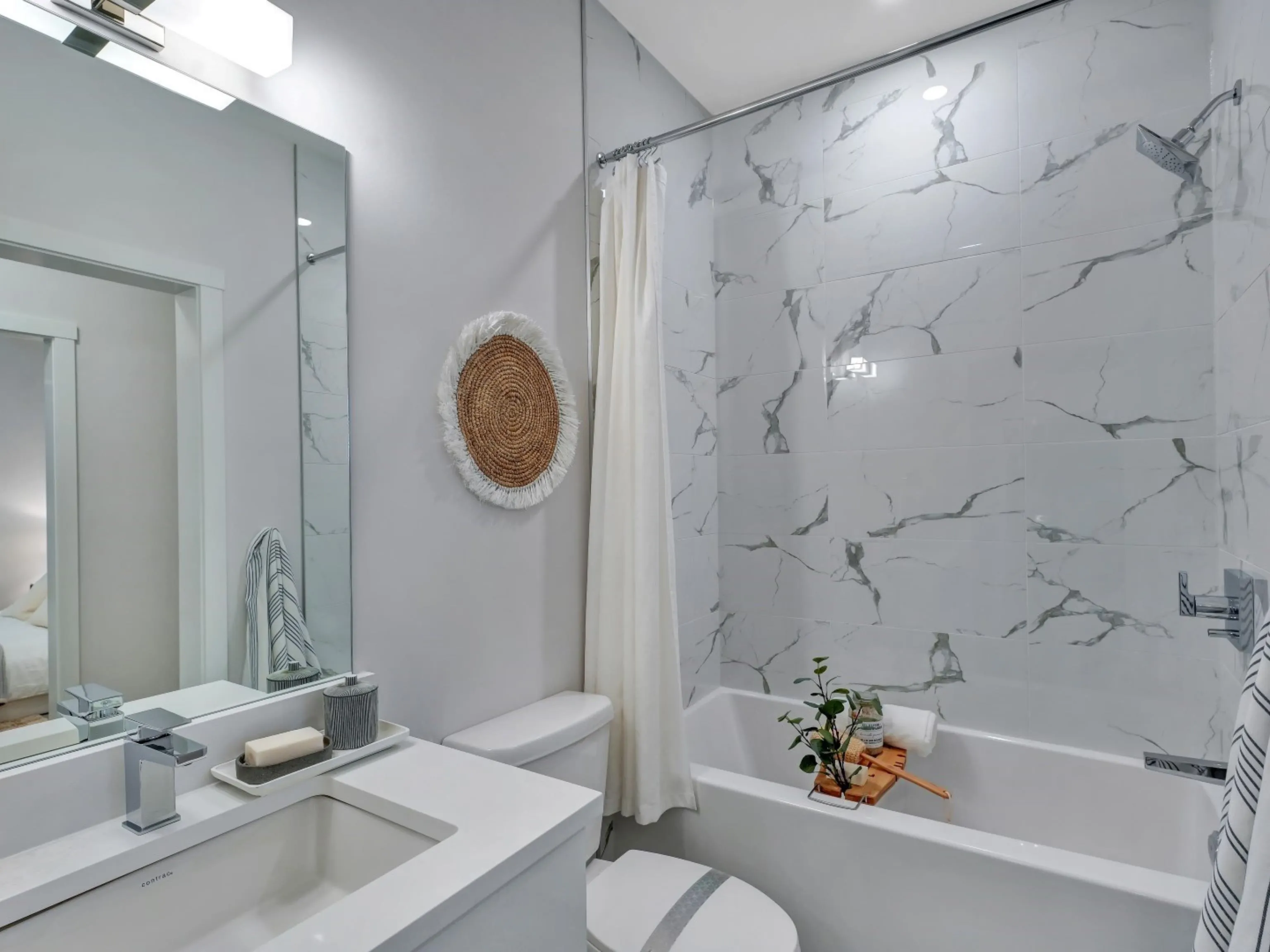 206 33919 George Ferguson Way