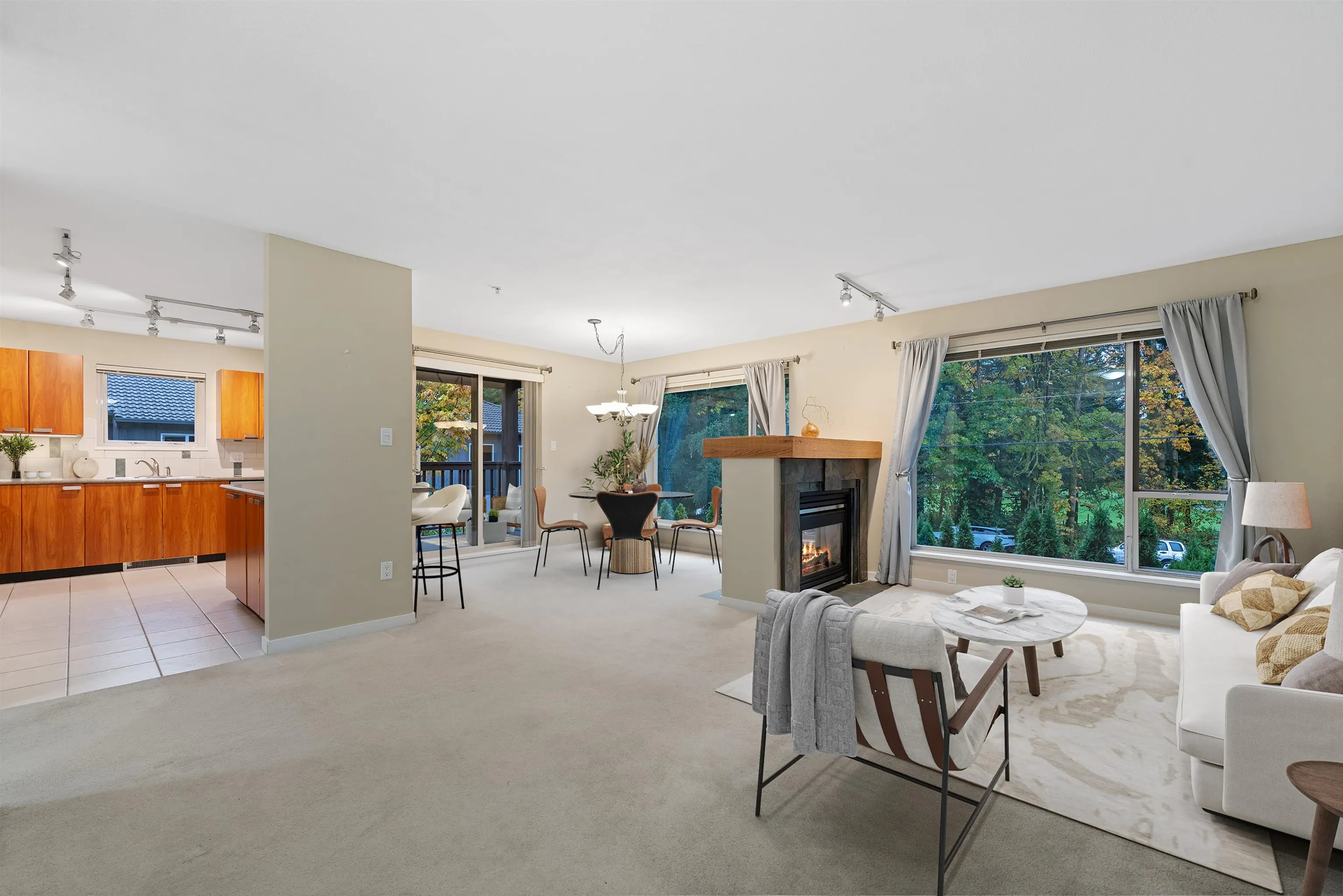 208 2323 Mamquam Road