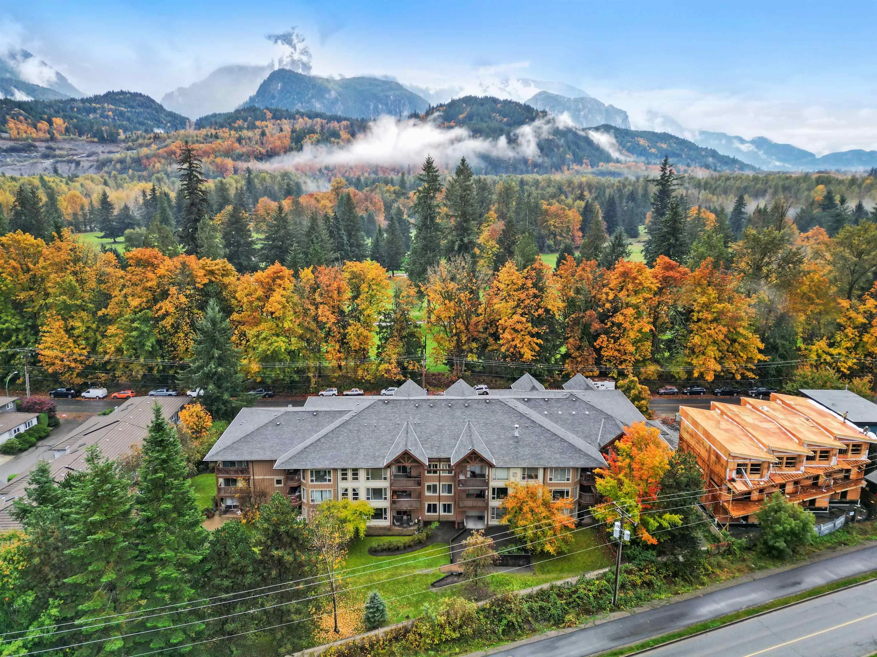 208 2323 Mamquam Road