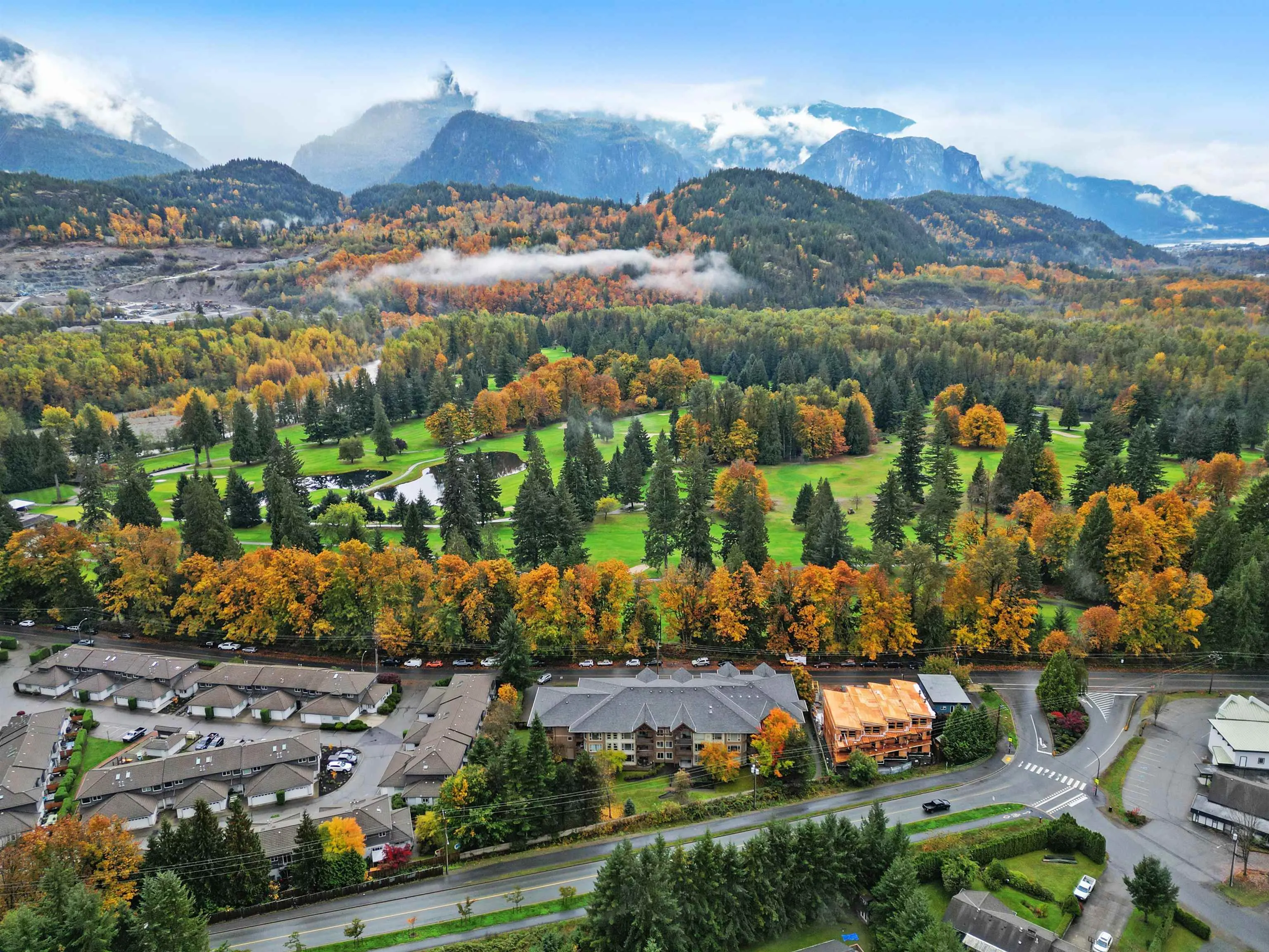 208 2323 Mamquam Road