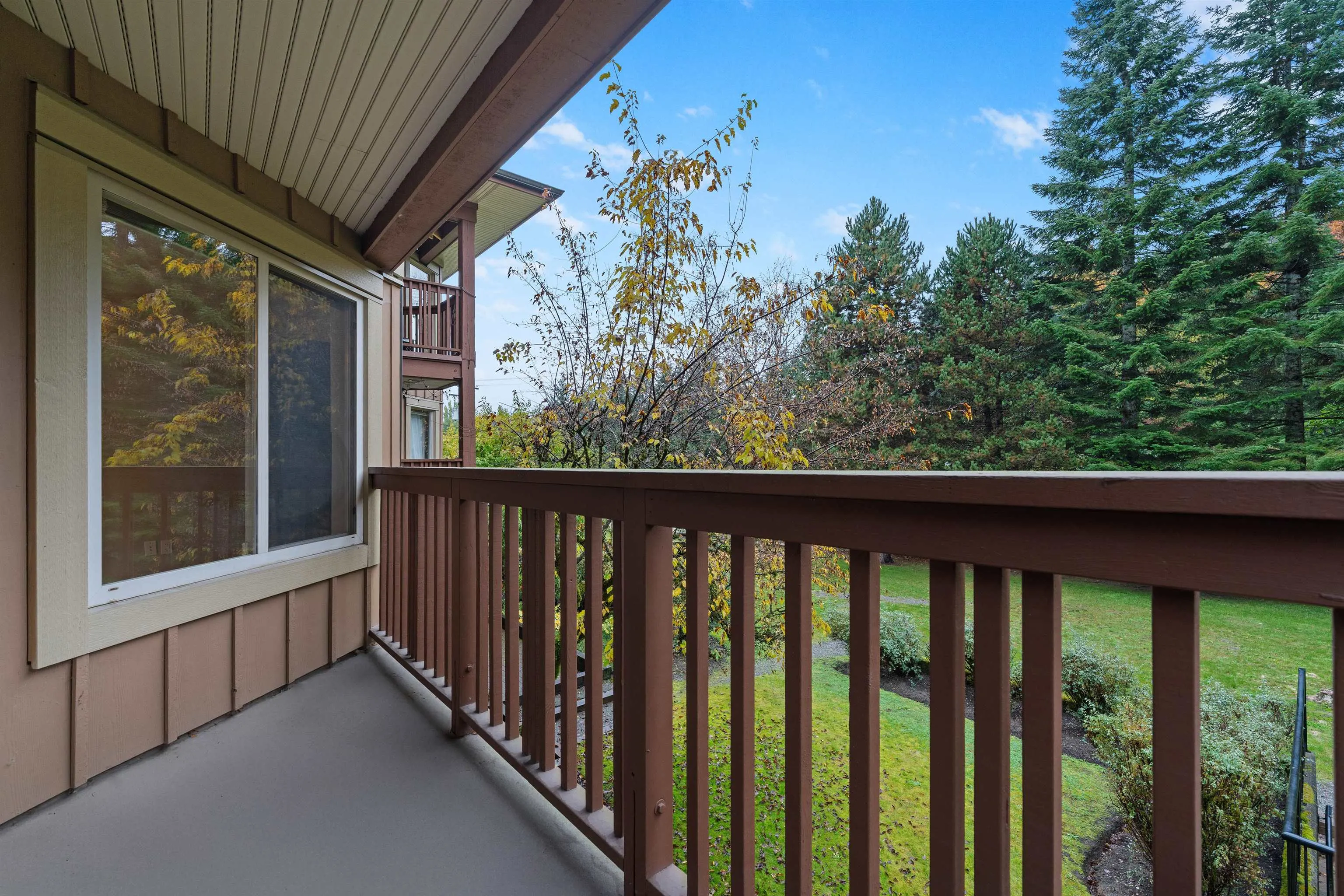 208 2323 Mamquam Road