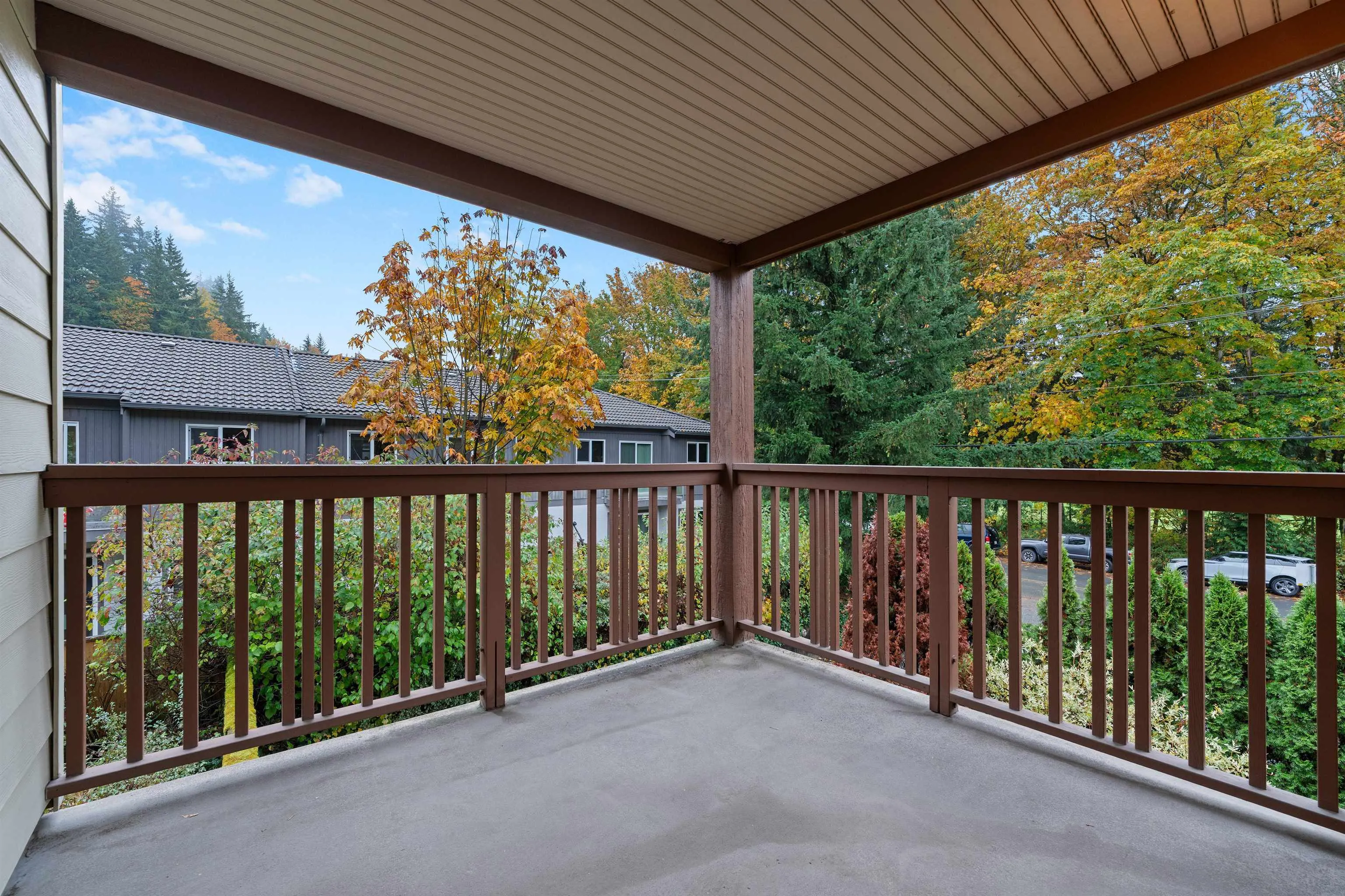 208 2323 Mamquam Road