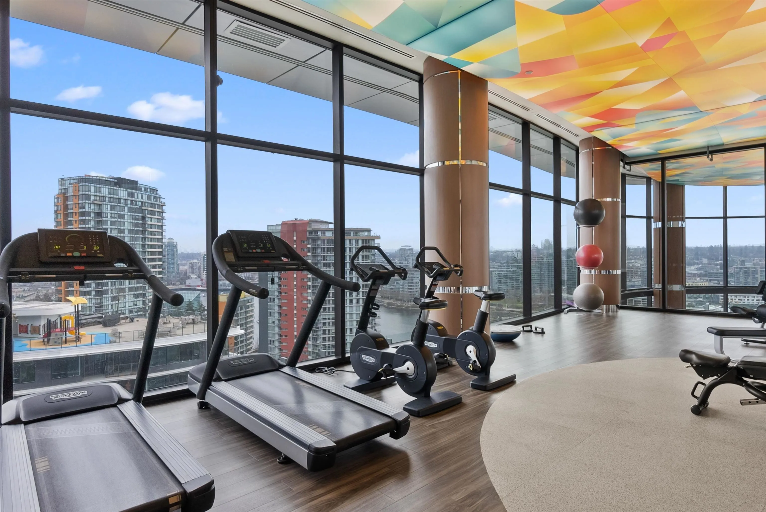 2220 89 Nelson Street