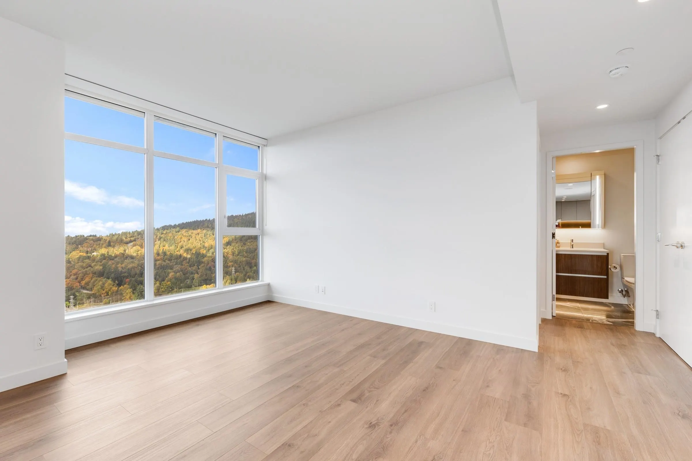 3207 720 Farrow Street