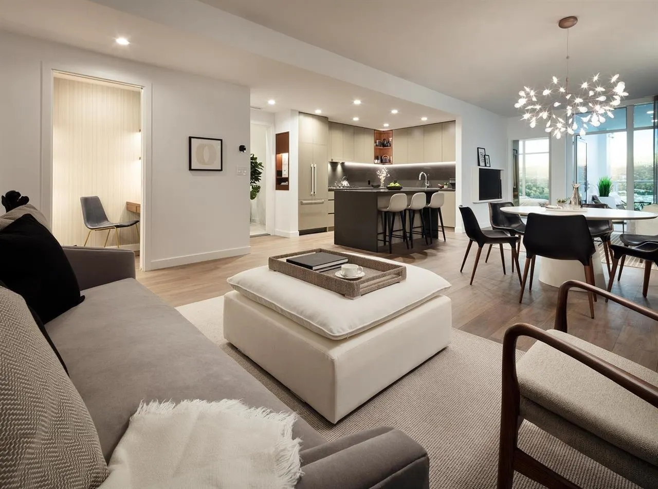 3207 720 Farrow Street