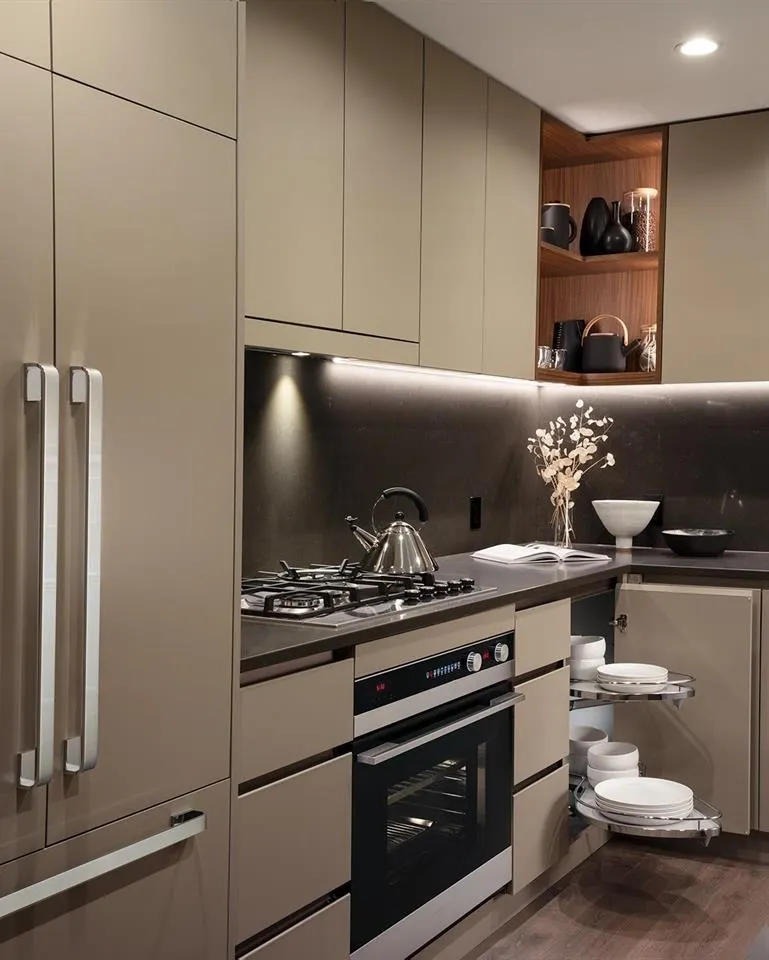 3207 720 Farrow Street