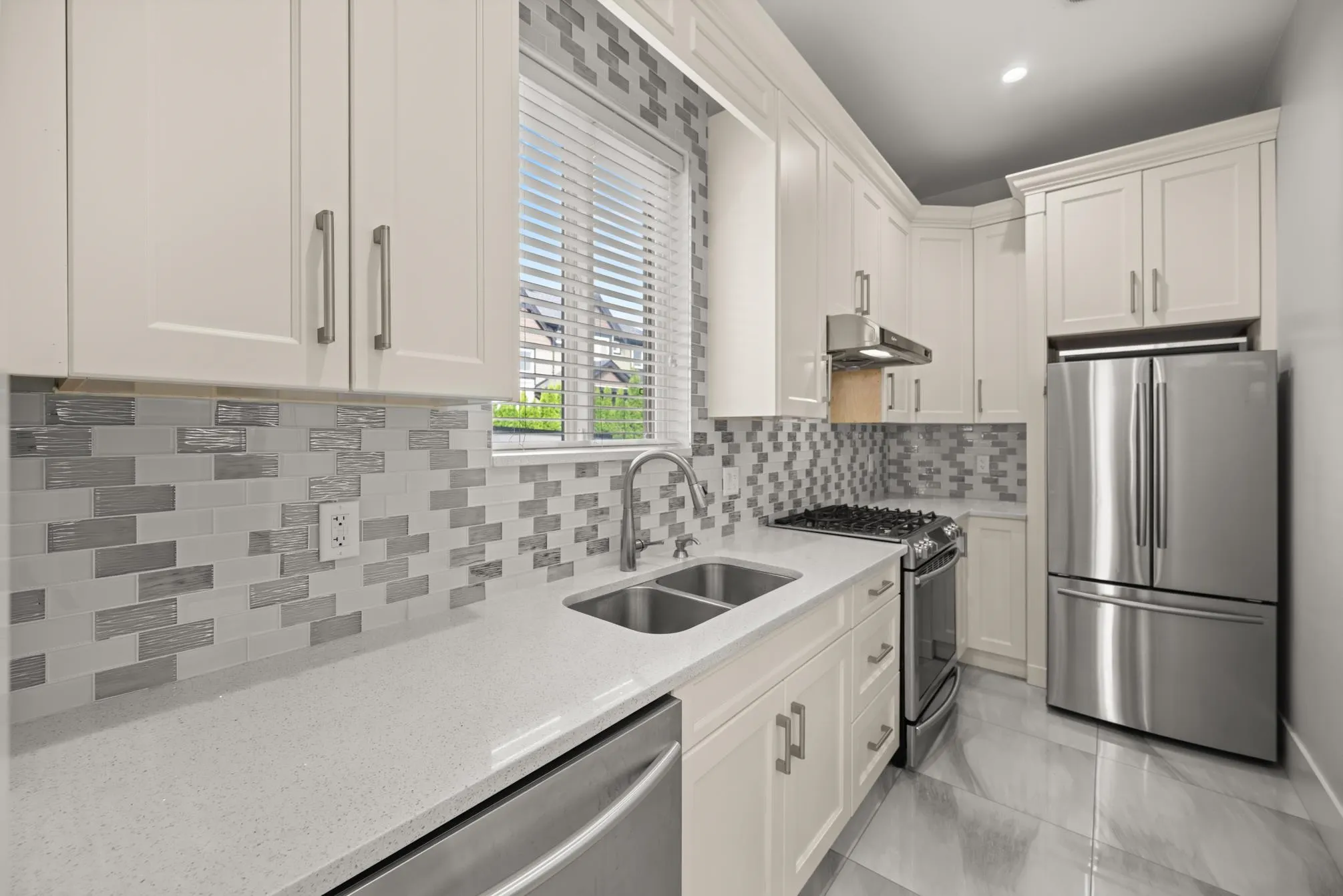 8379 Mctaggart Street