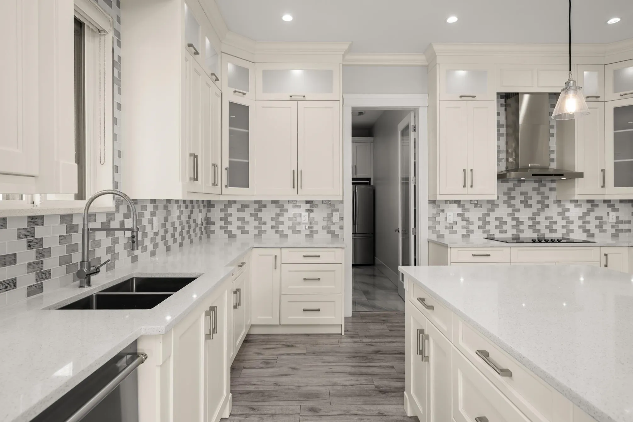 8379 Mctaggart Street