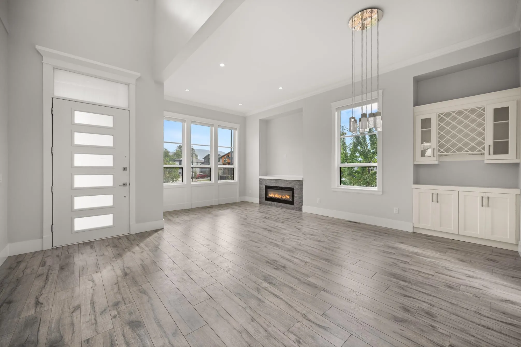 8379 Mctaggart Street