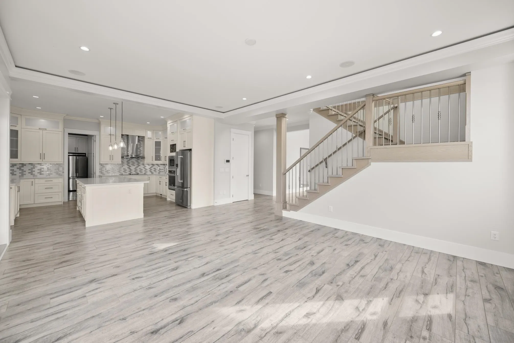 8379 Mctaggart Street