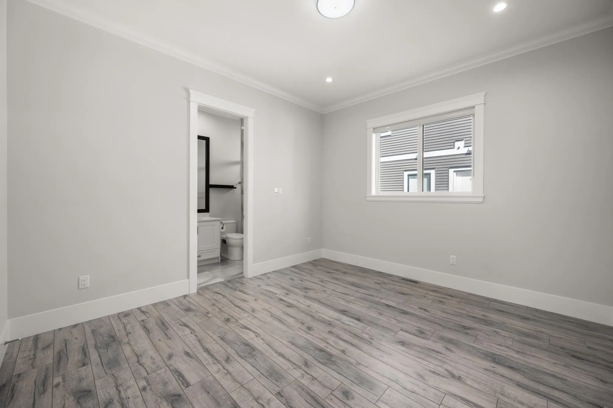 8379 Mctaggart Street