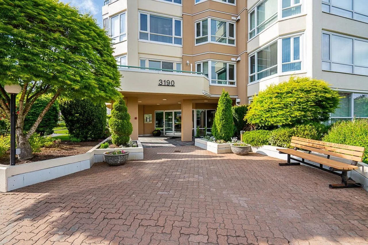 1403 3190 Gladwin Road