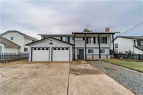 3520 Clearbrook Road