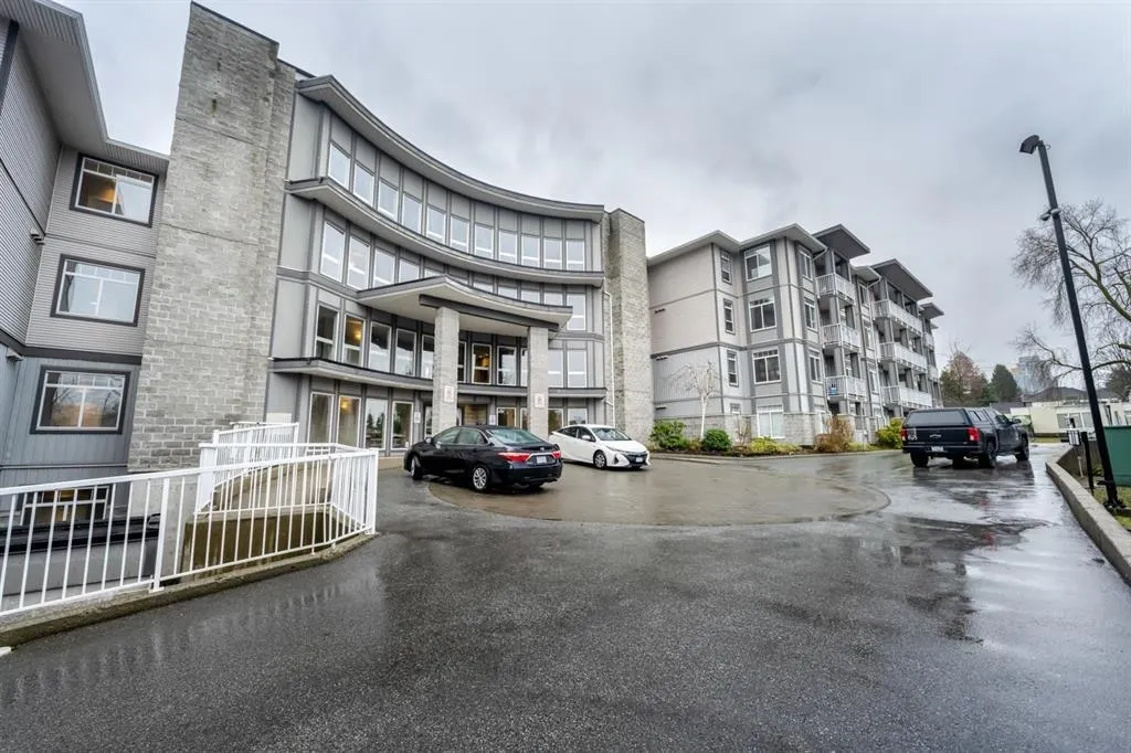 519 13277 108 Avenue