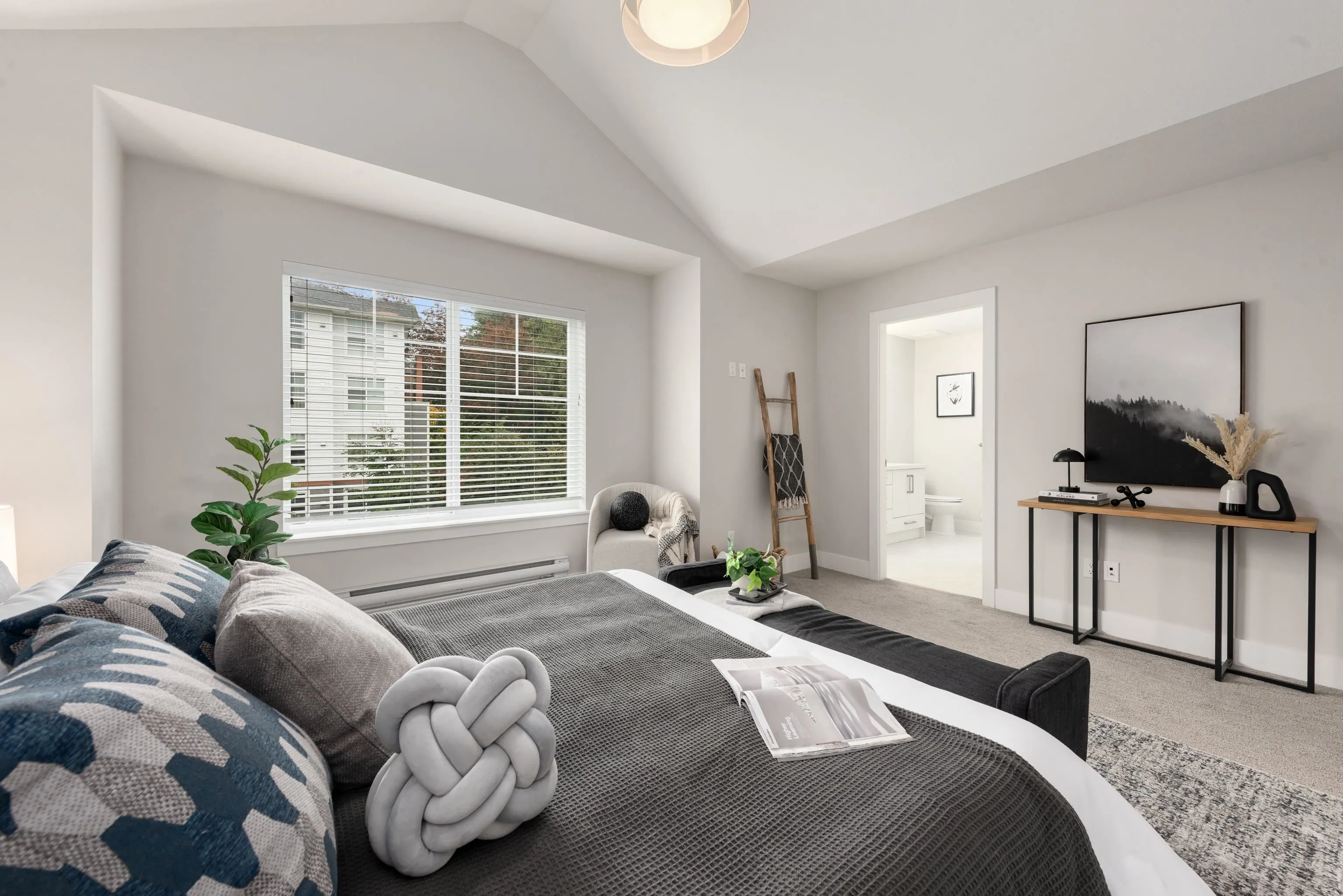 63 14541 Winter Crescent