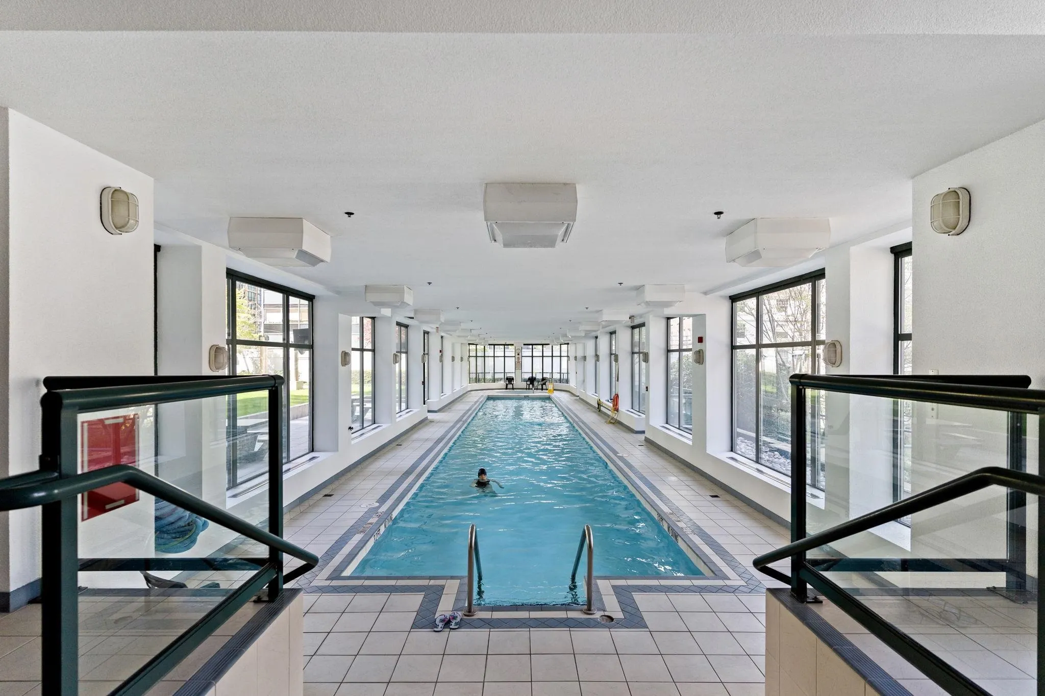 2608 1239 W Georgia Street