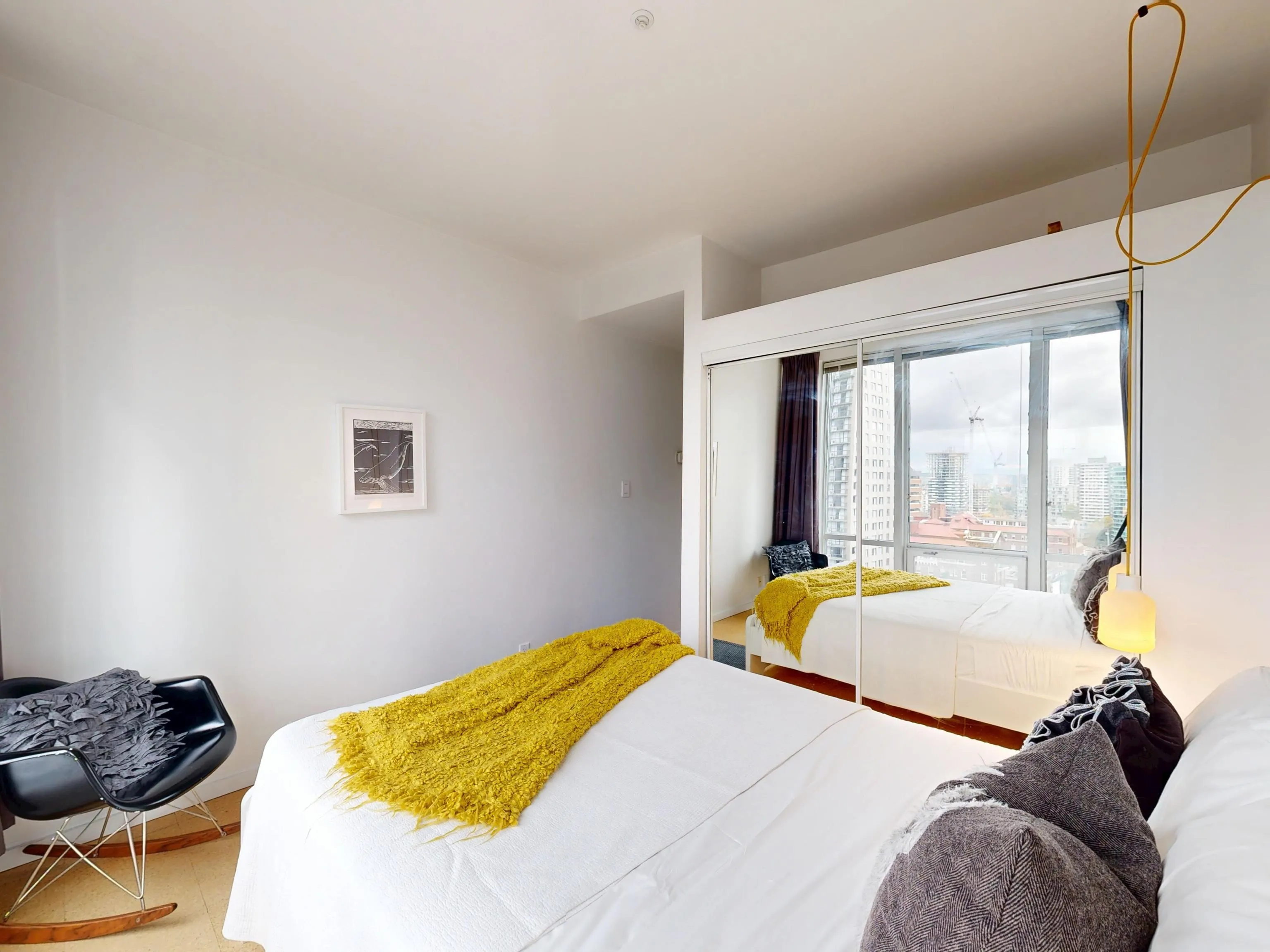 1207 989 Nelson Street