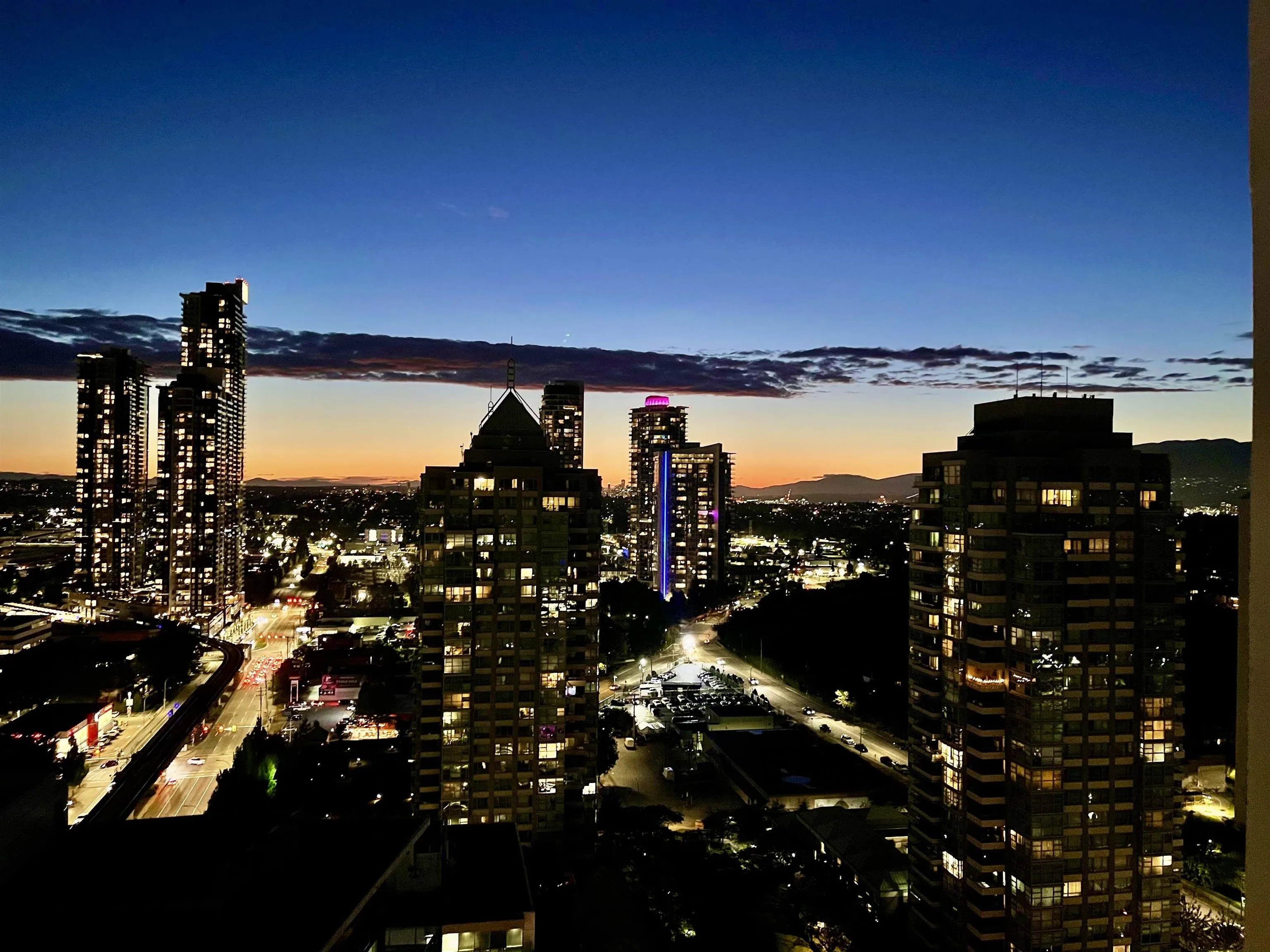 2406 4400 Buchanan Street