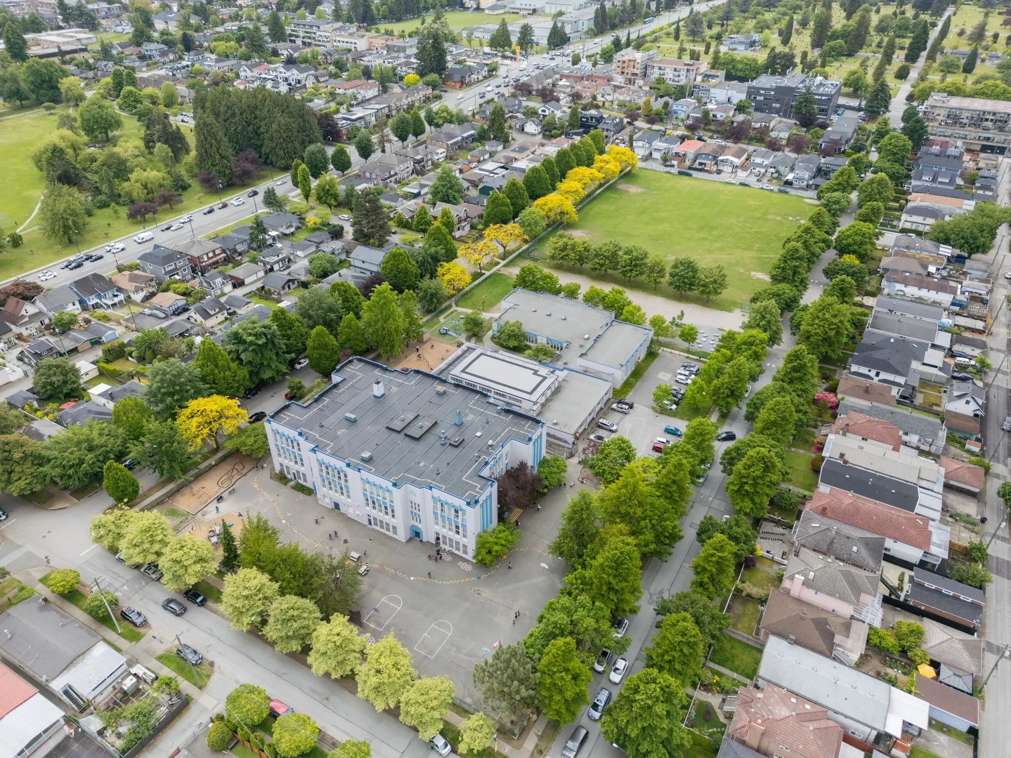 5187 Sherbrooke Street