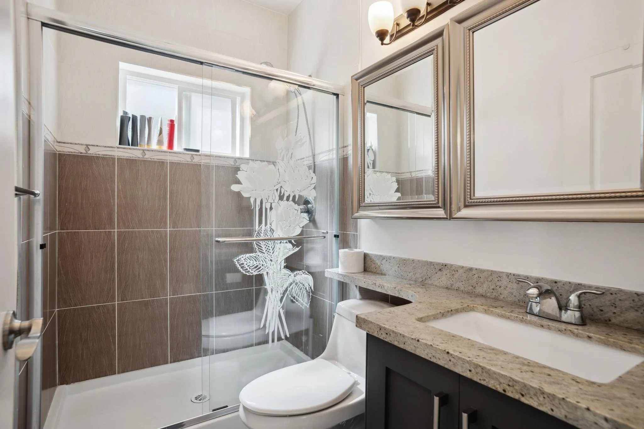 5187 Sherbrooke Street