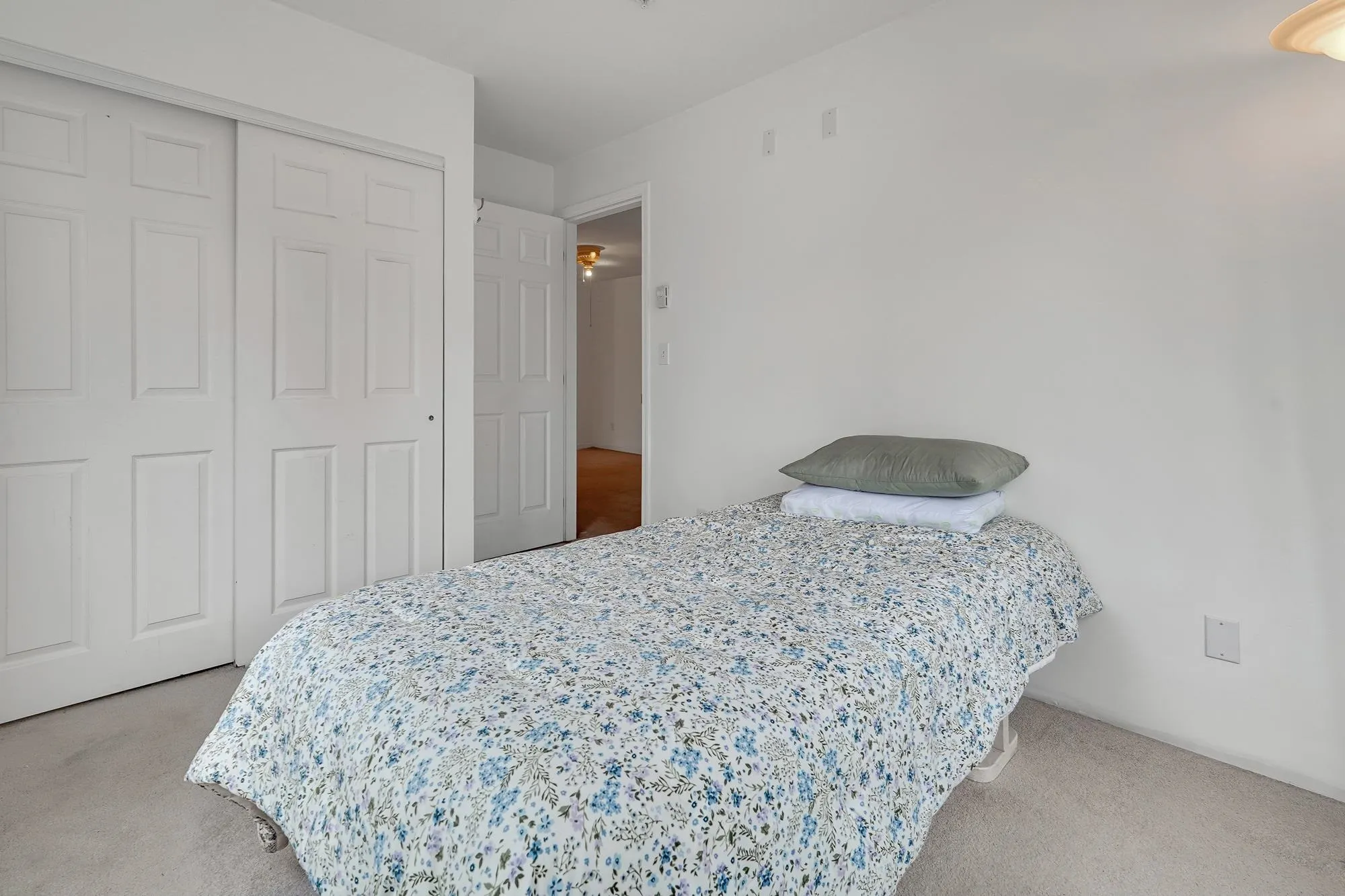 211 3624 Fraser Street