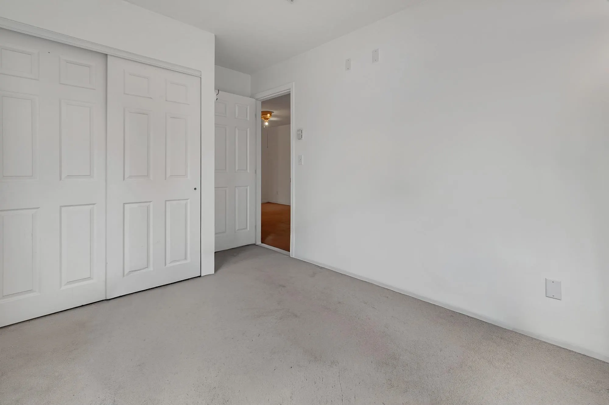 211 3624 Fraser Street