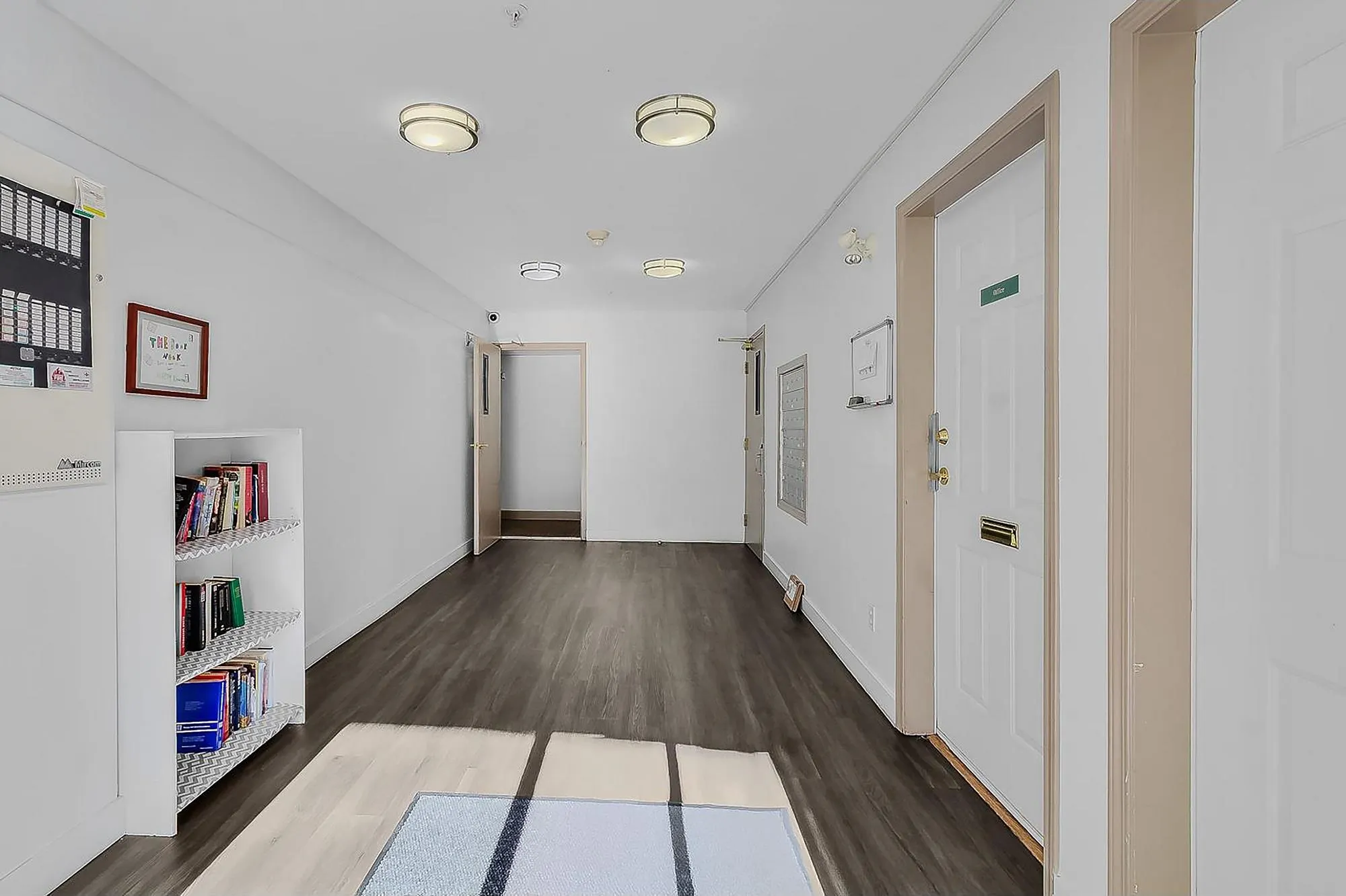 211 3624 Fraser Street