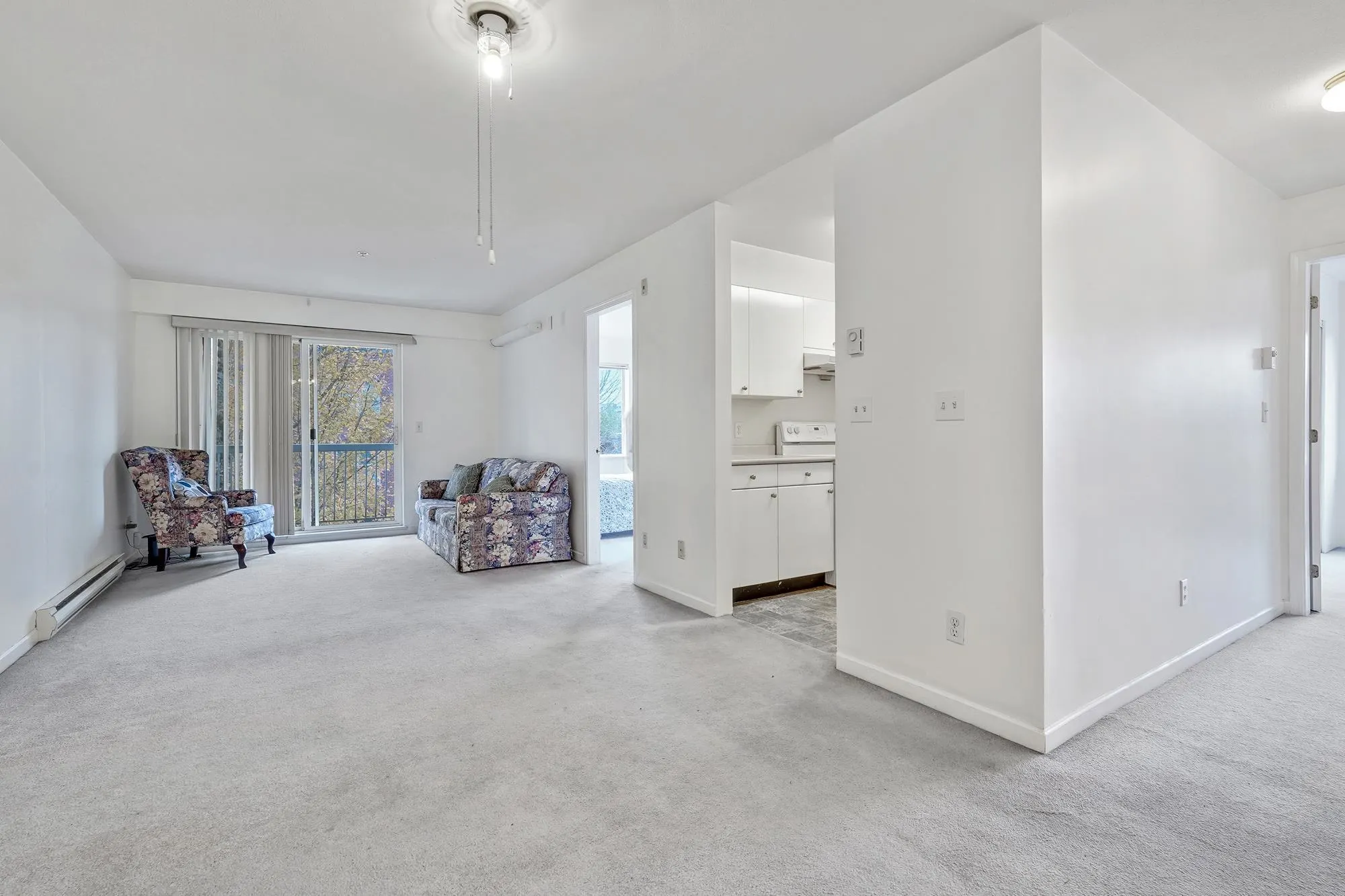 211 3624 Fraser Street