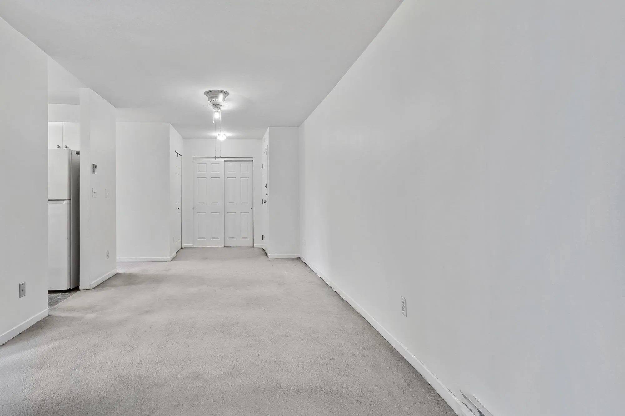 211 3624 Fraser Street