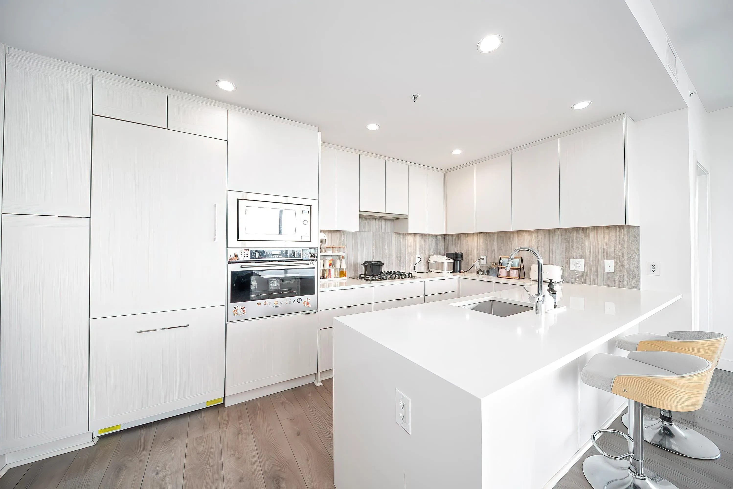 704 5051 Imperial Street