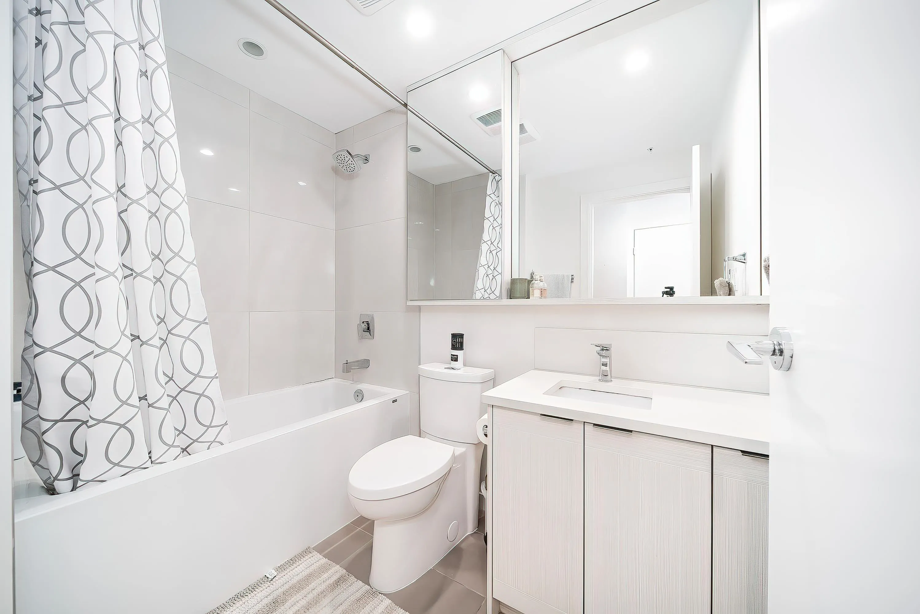 704 5051 Imperial Street