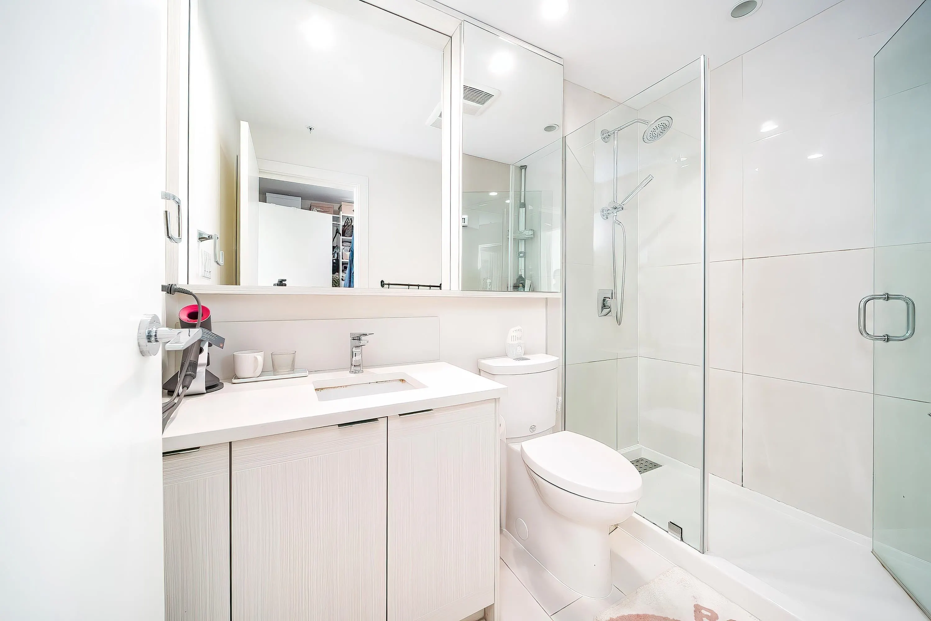 704 5051 Imperial Street