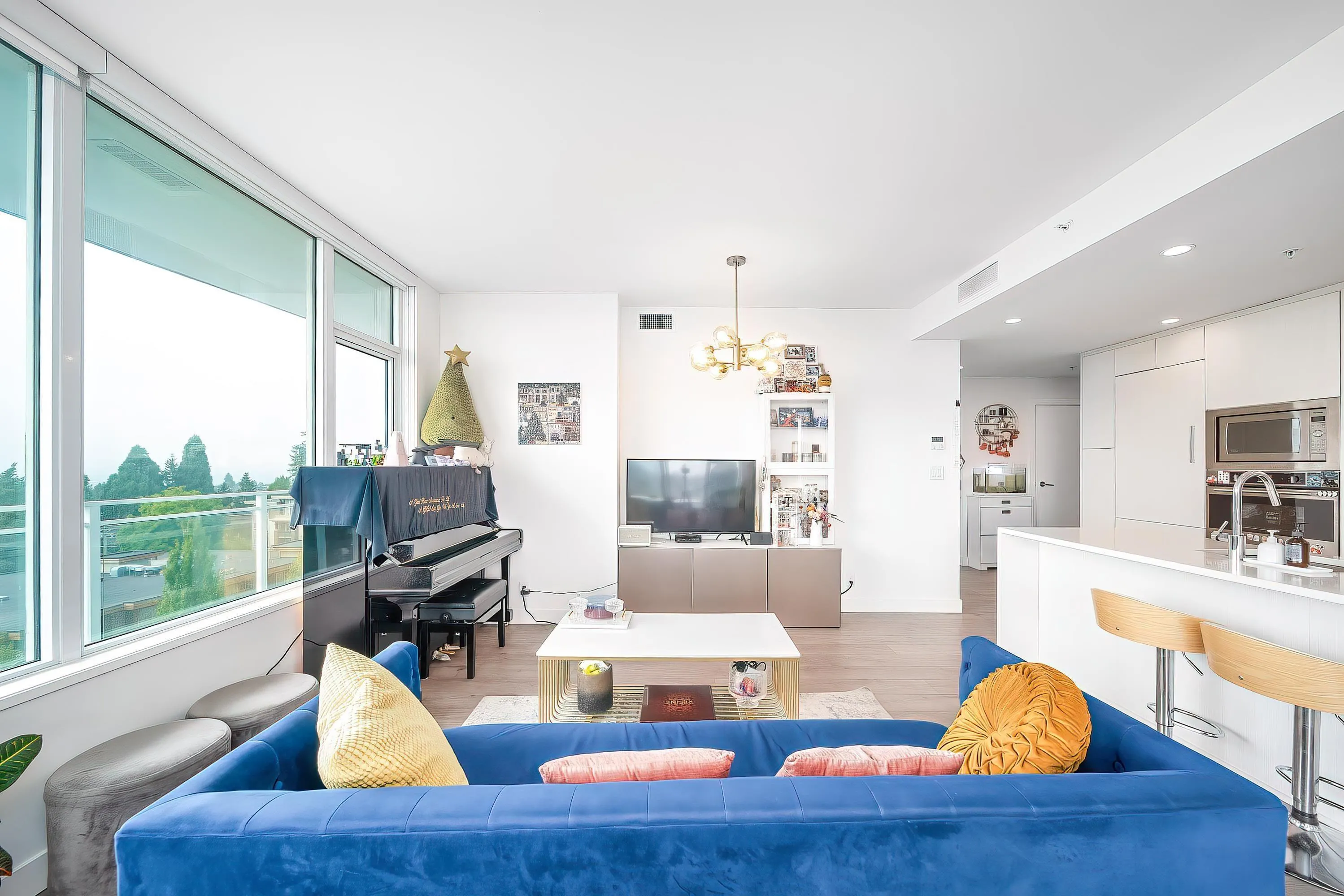 704 5051 Imperial Street