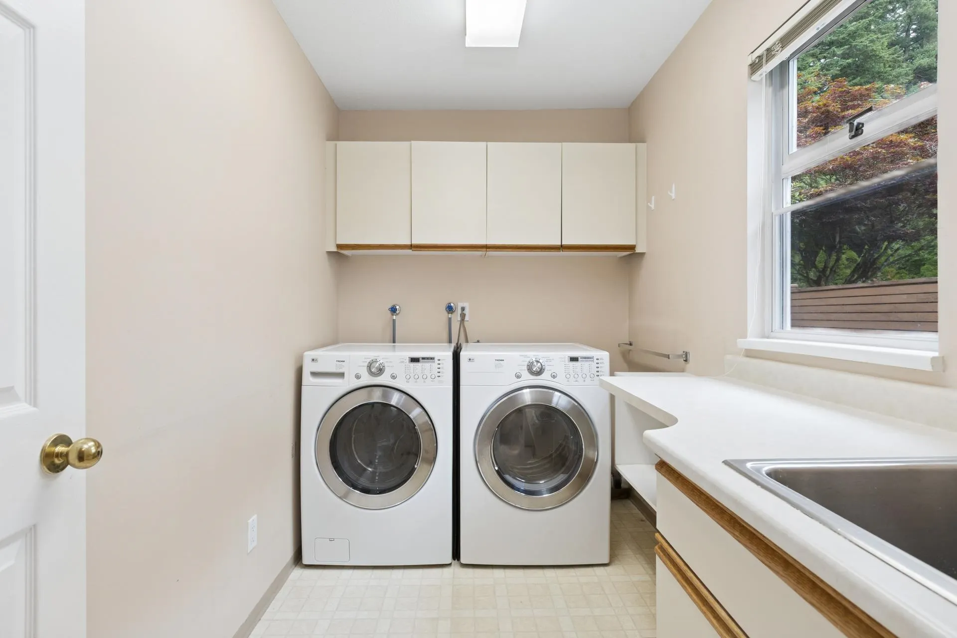 5685 Nancy Greene Way