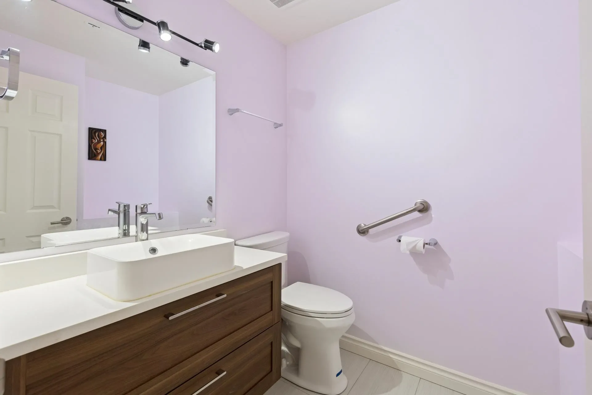 5685 Nancy Greene Way