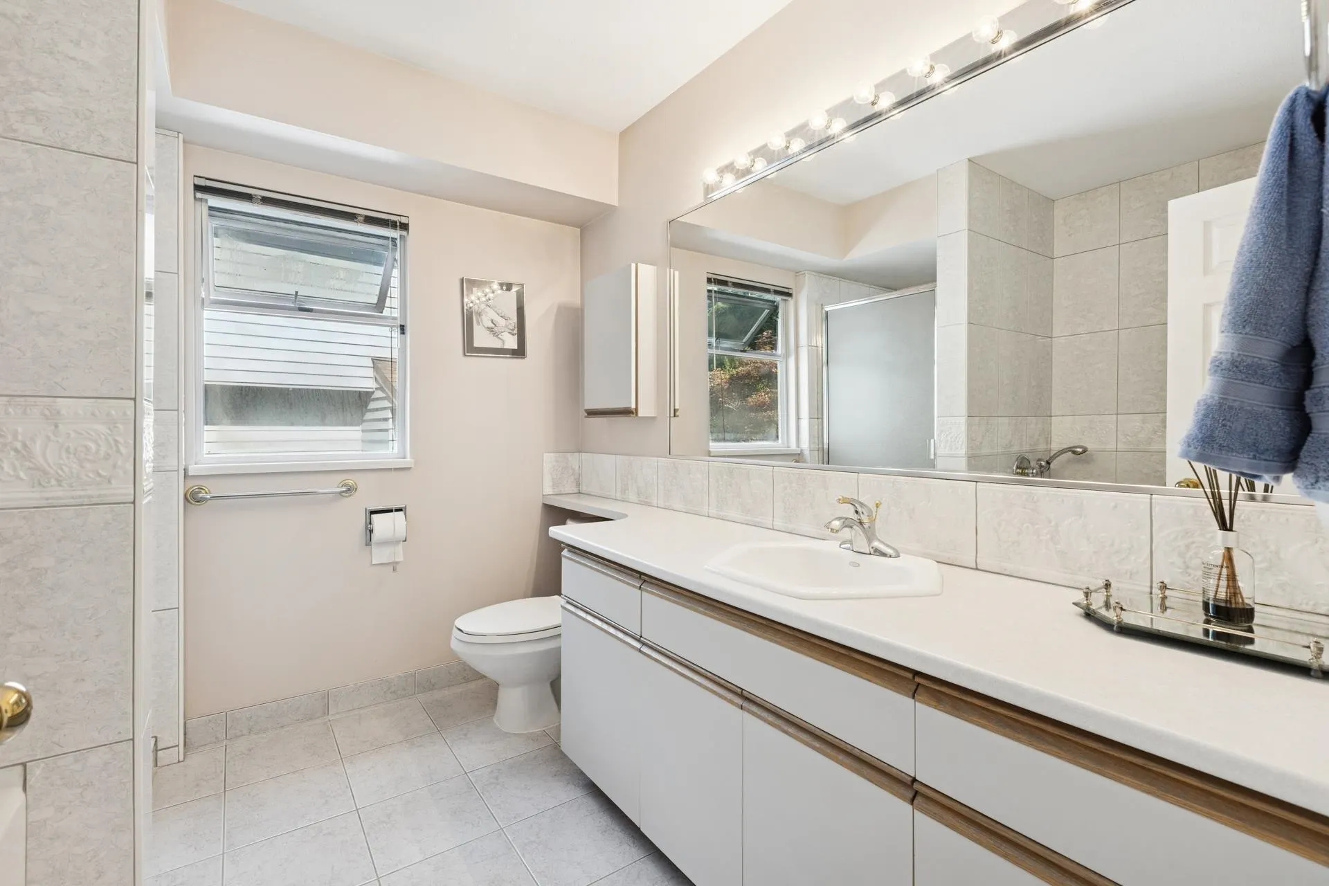 5685 Nancy Greene Way