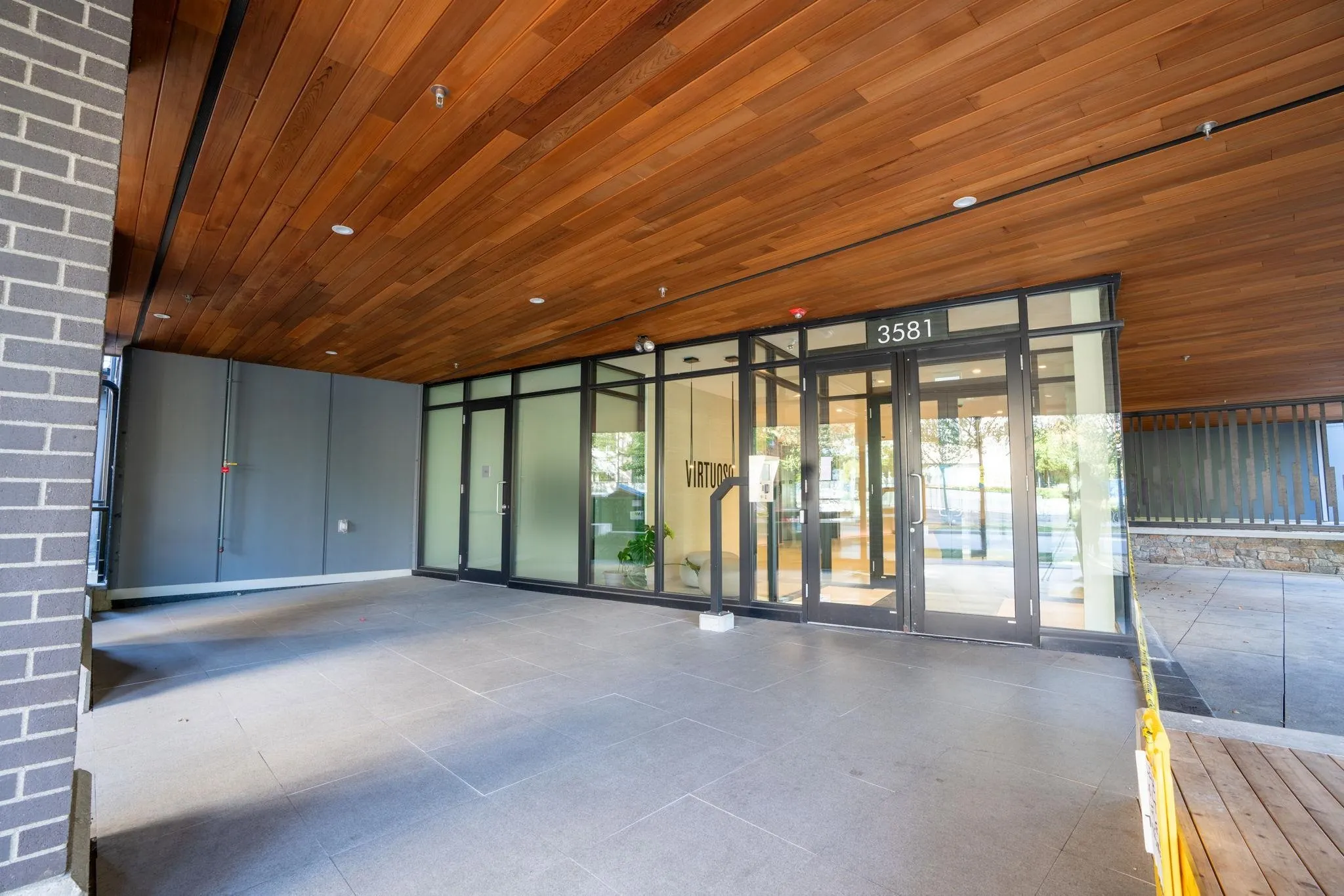 #410 3581 Ross Drive