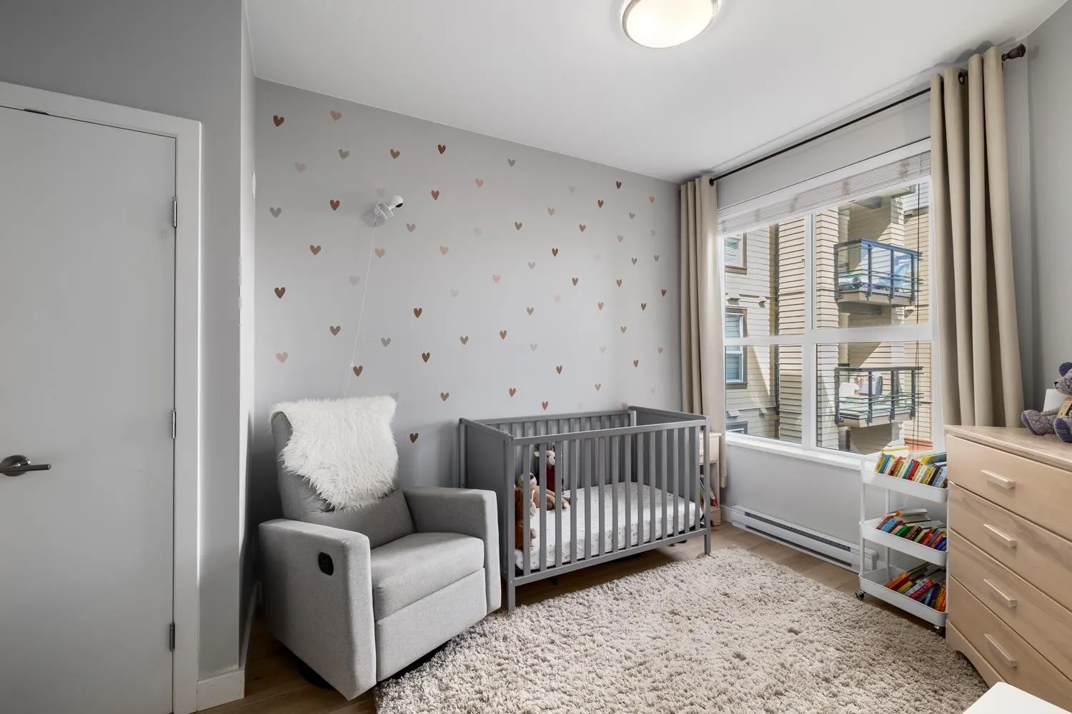 207 3205 Mountain Highway