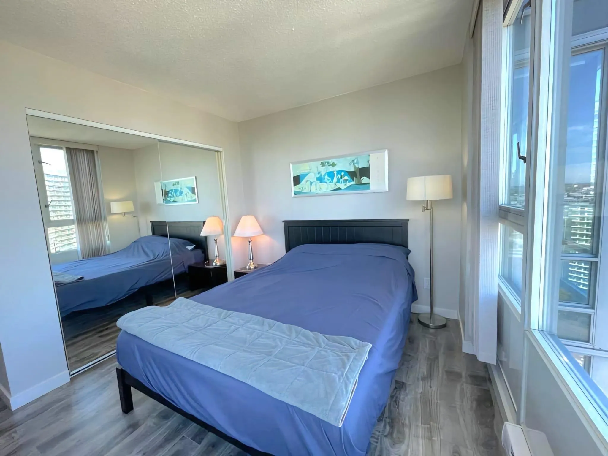 2803 1033 Marinaside Crescent