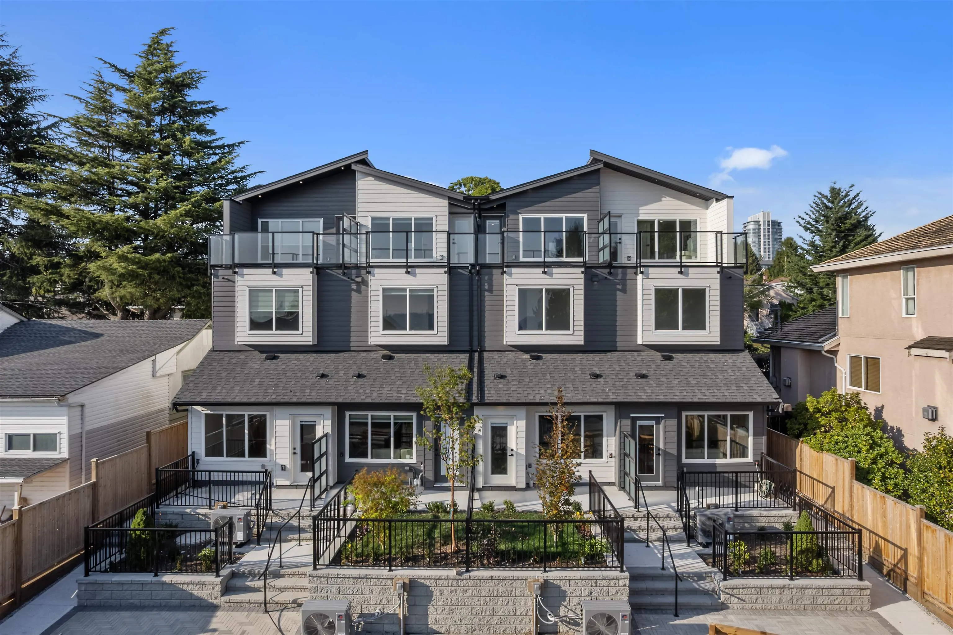 104 914 Rochester Avenue