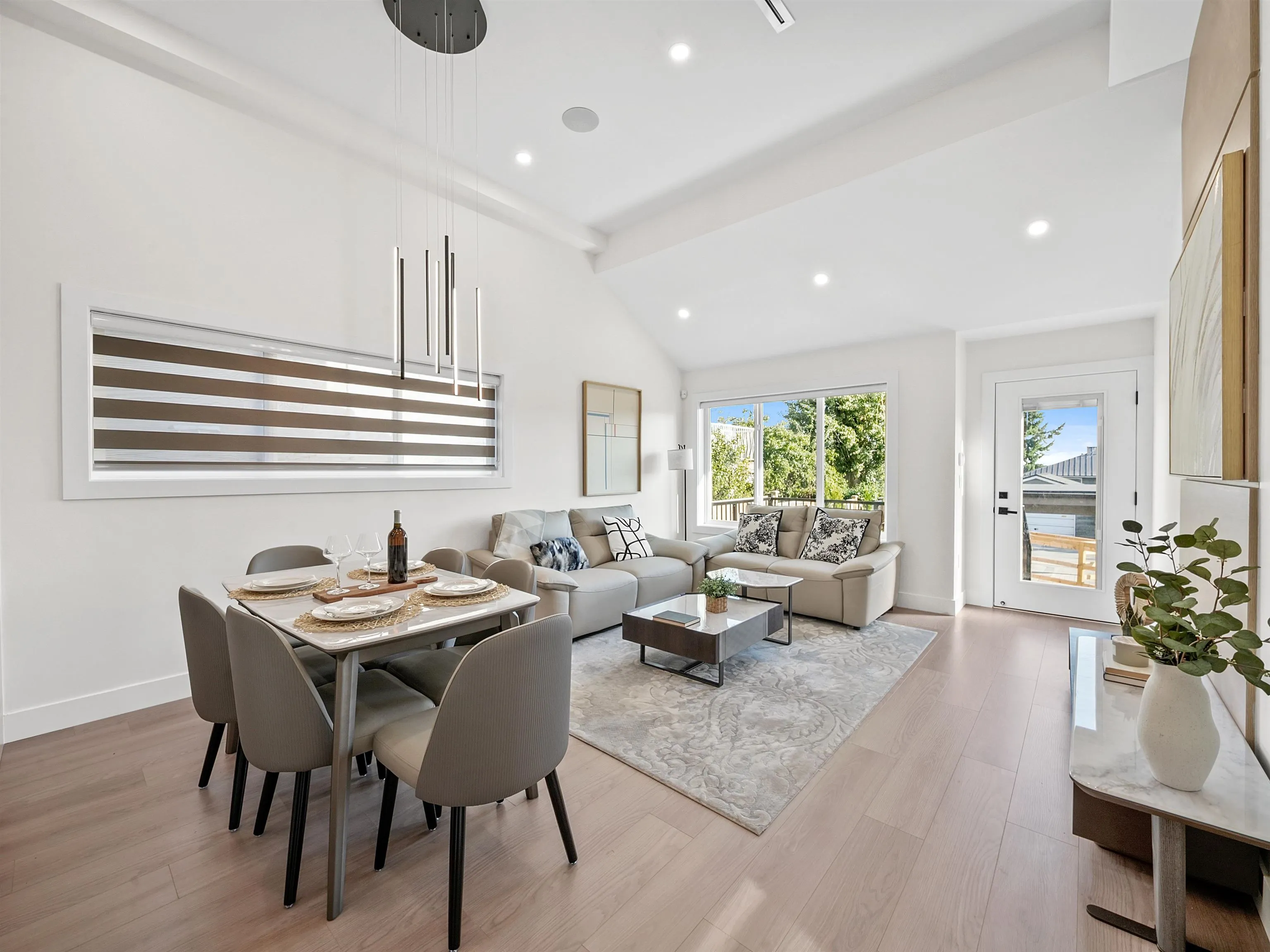 104 914 Rochester Avenue