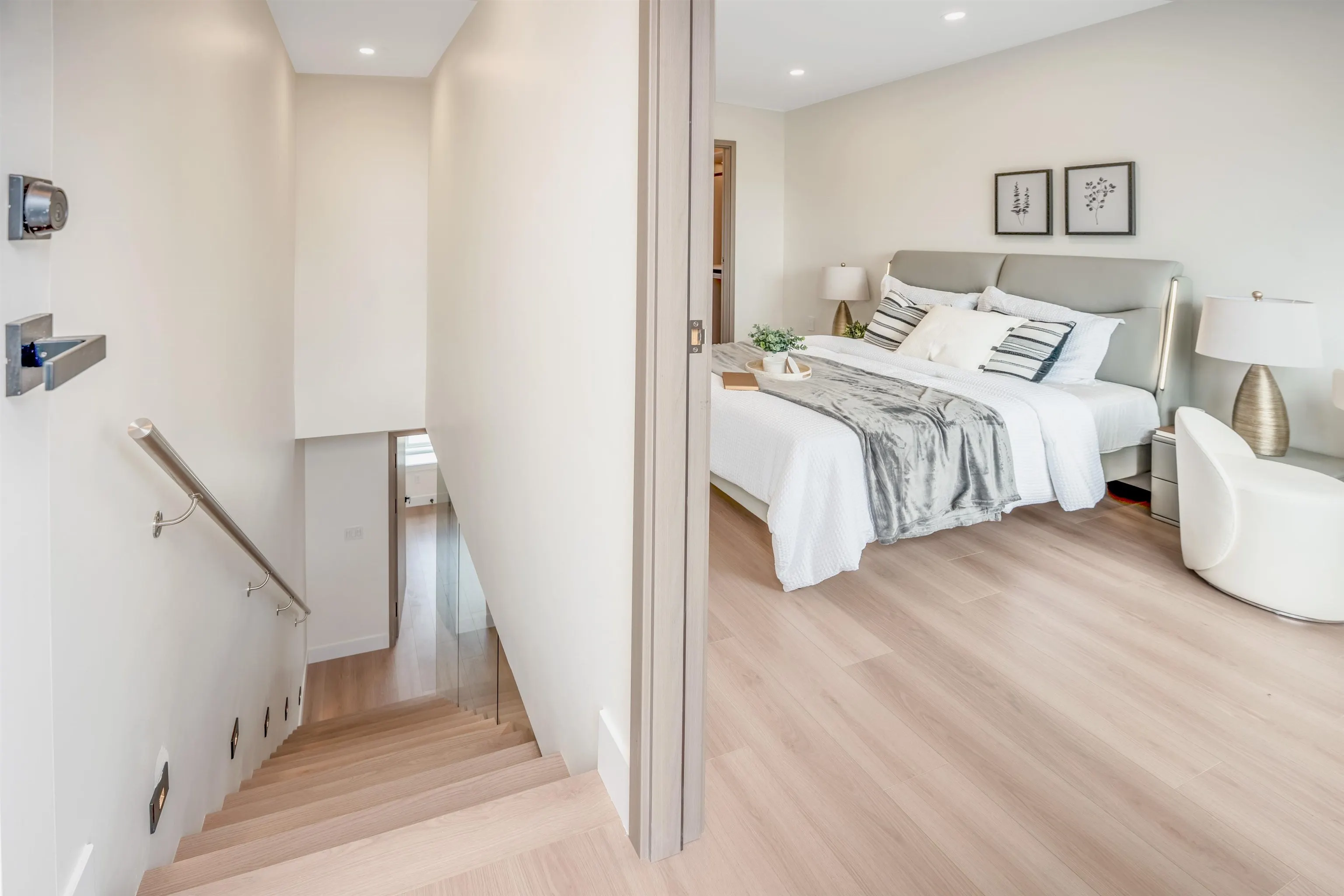 104 914 Rochester Avenue