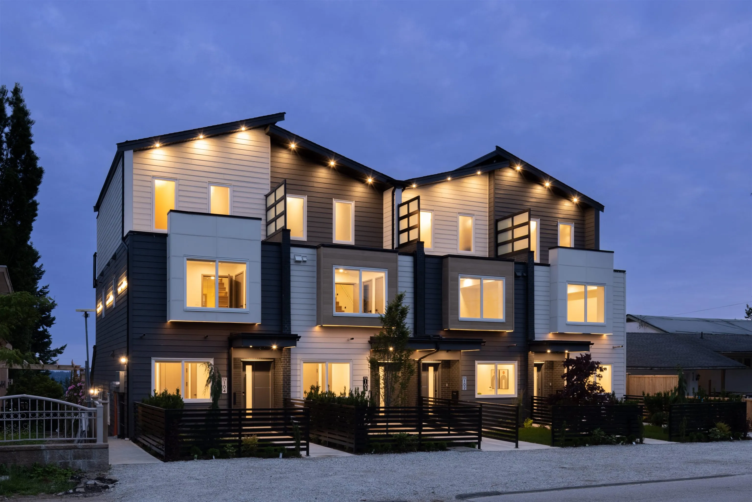 104 914 Rochester Avenue