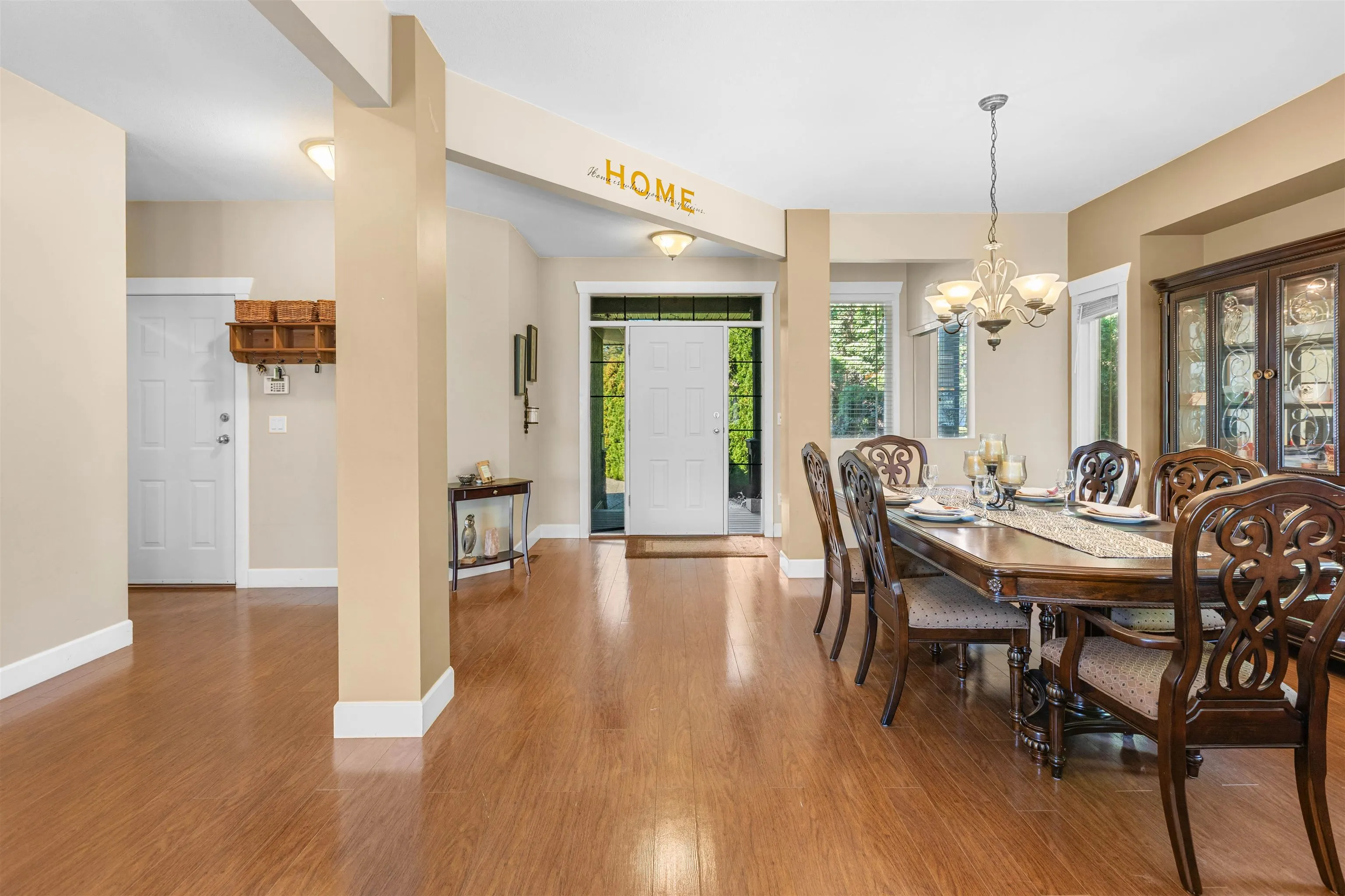 11279 Creekside Street