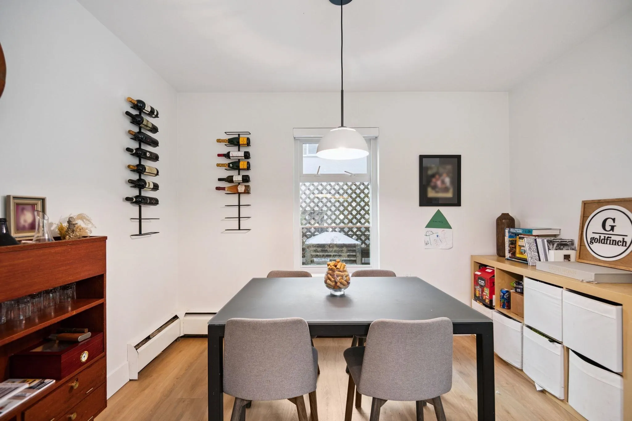 101 1696 W 10th Avenue