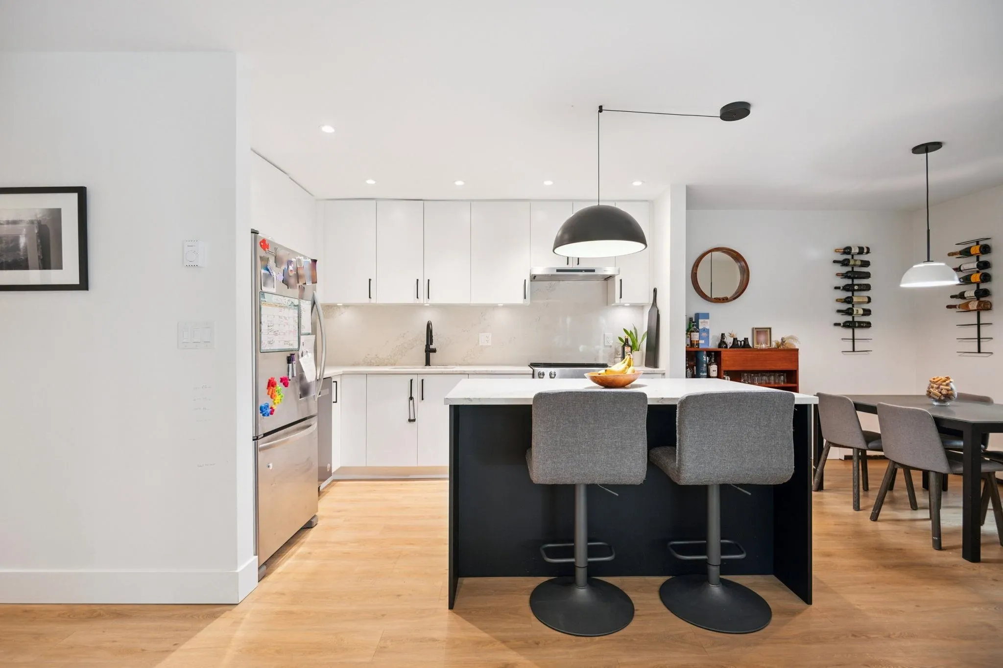 101 1696 W 10th Avenue