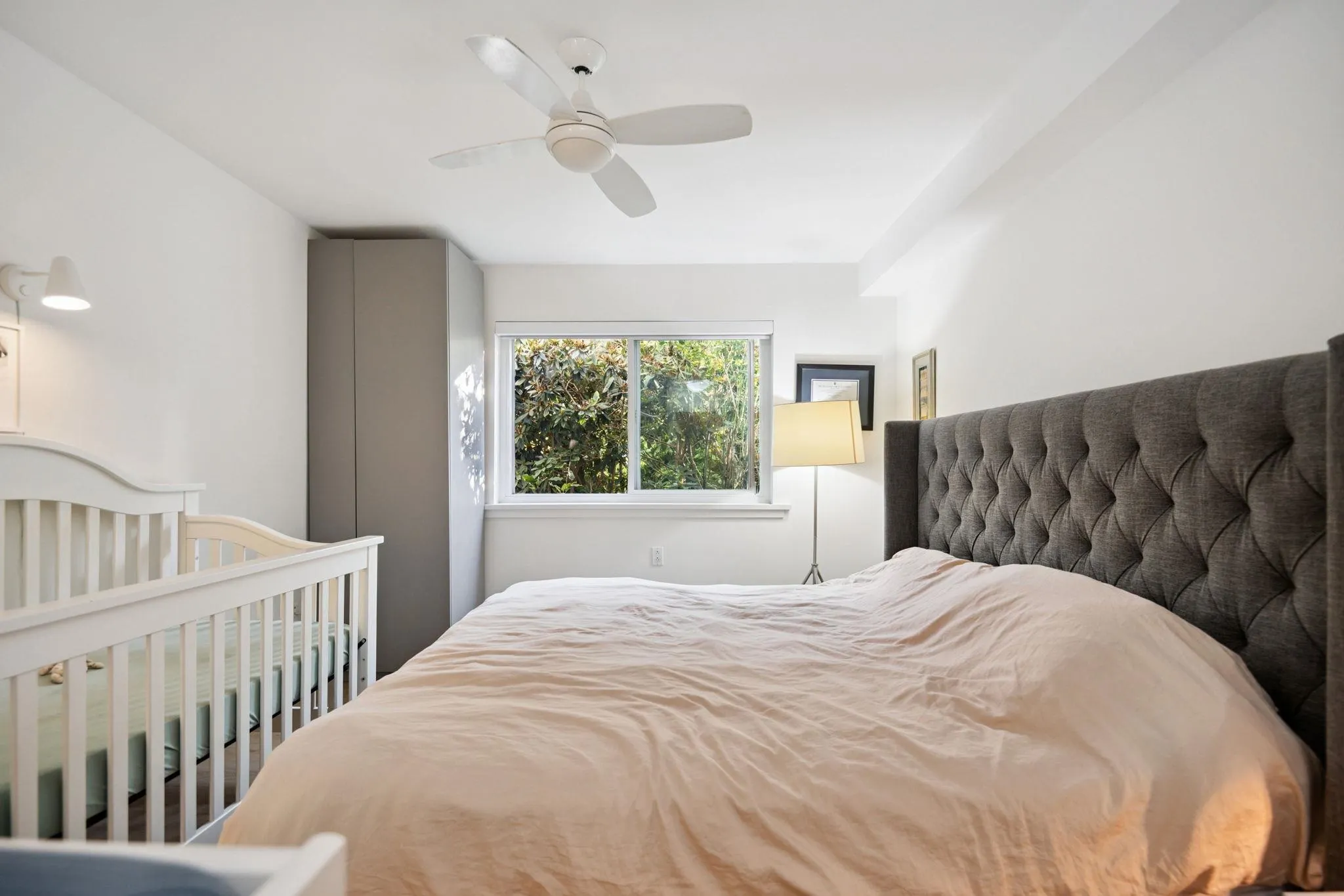 101 1696 W 10th Avenue