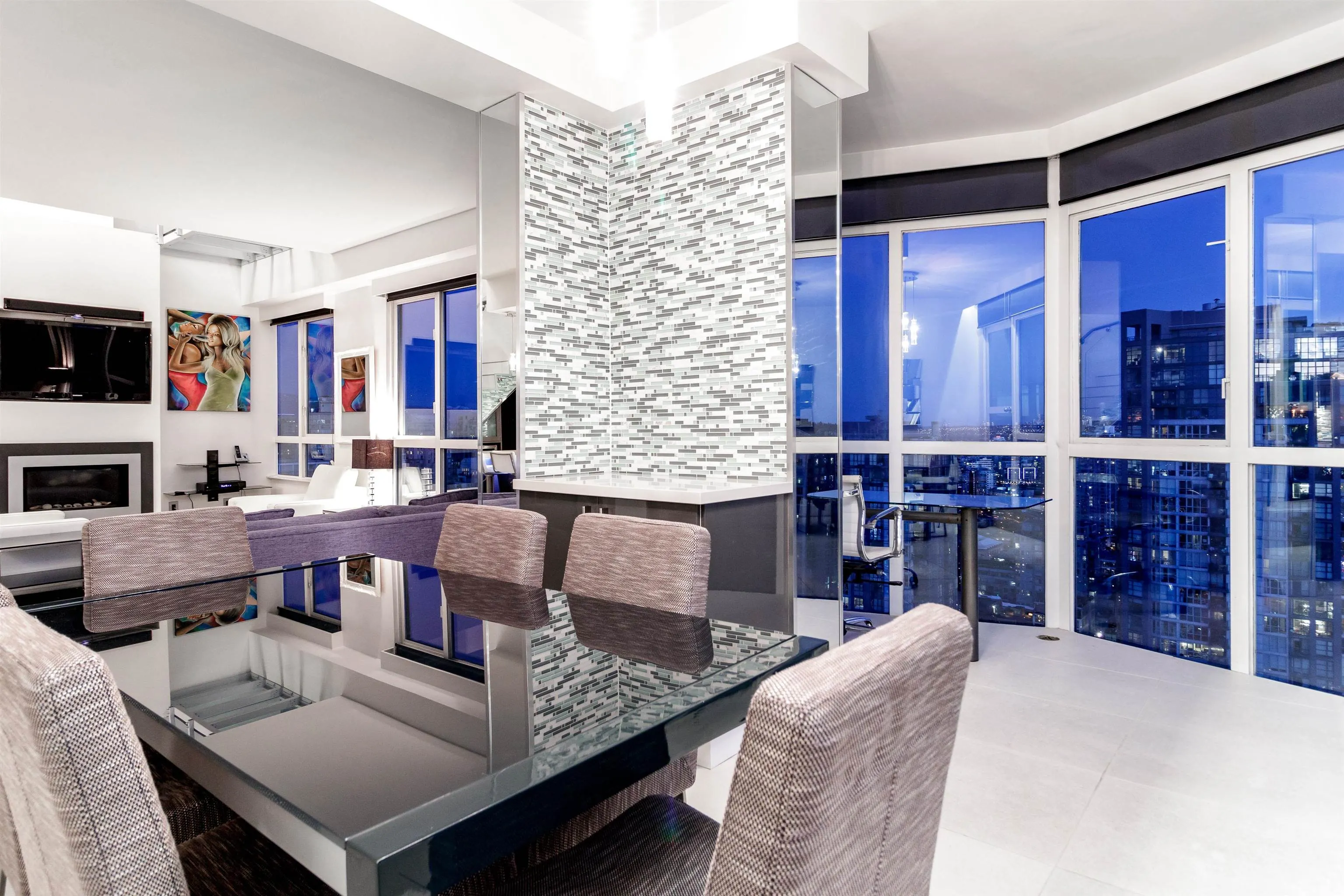 2801 1188 Howe Street