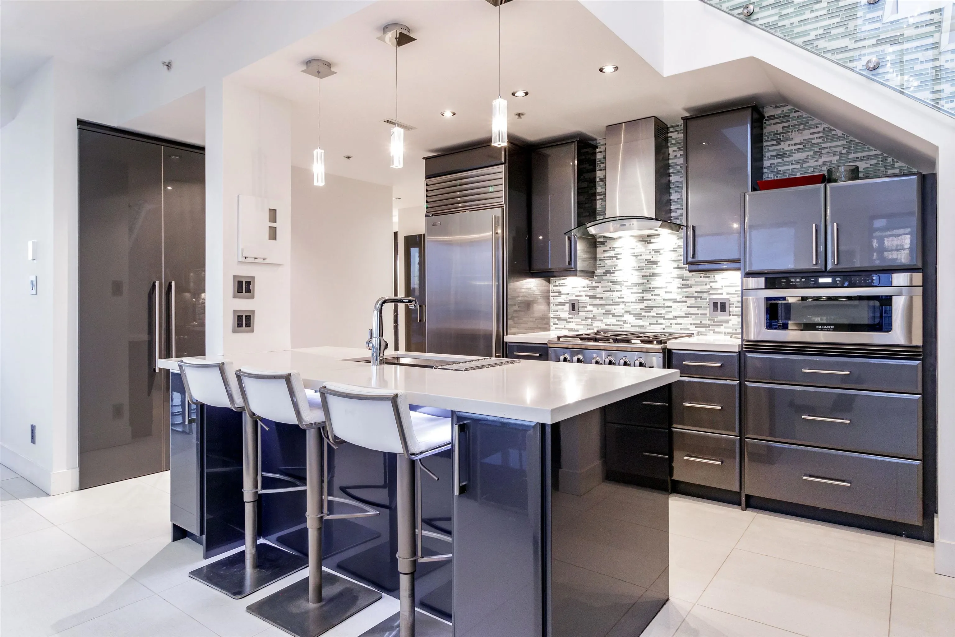 2801 1188 Howe Street