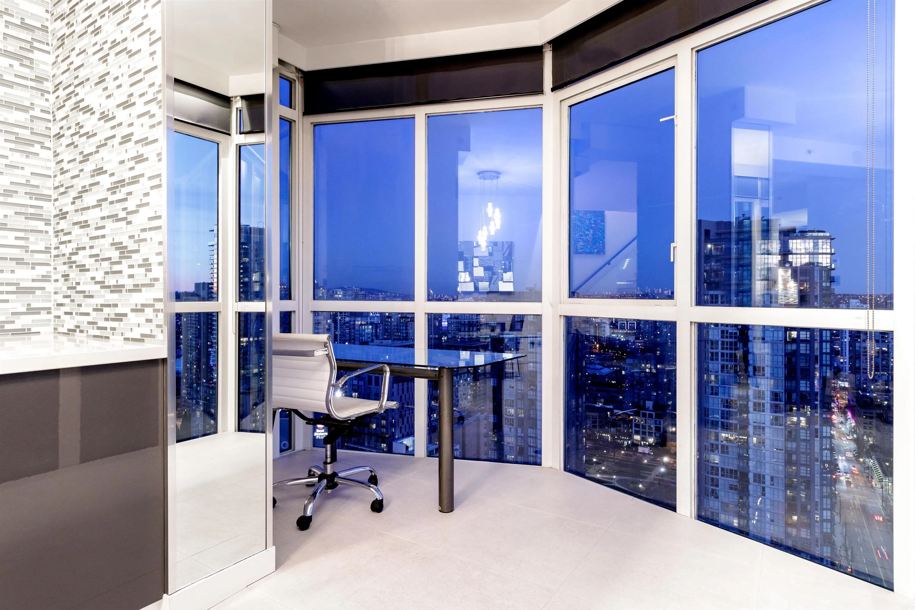 2801 1188 Howe Street